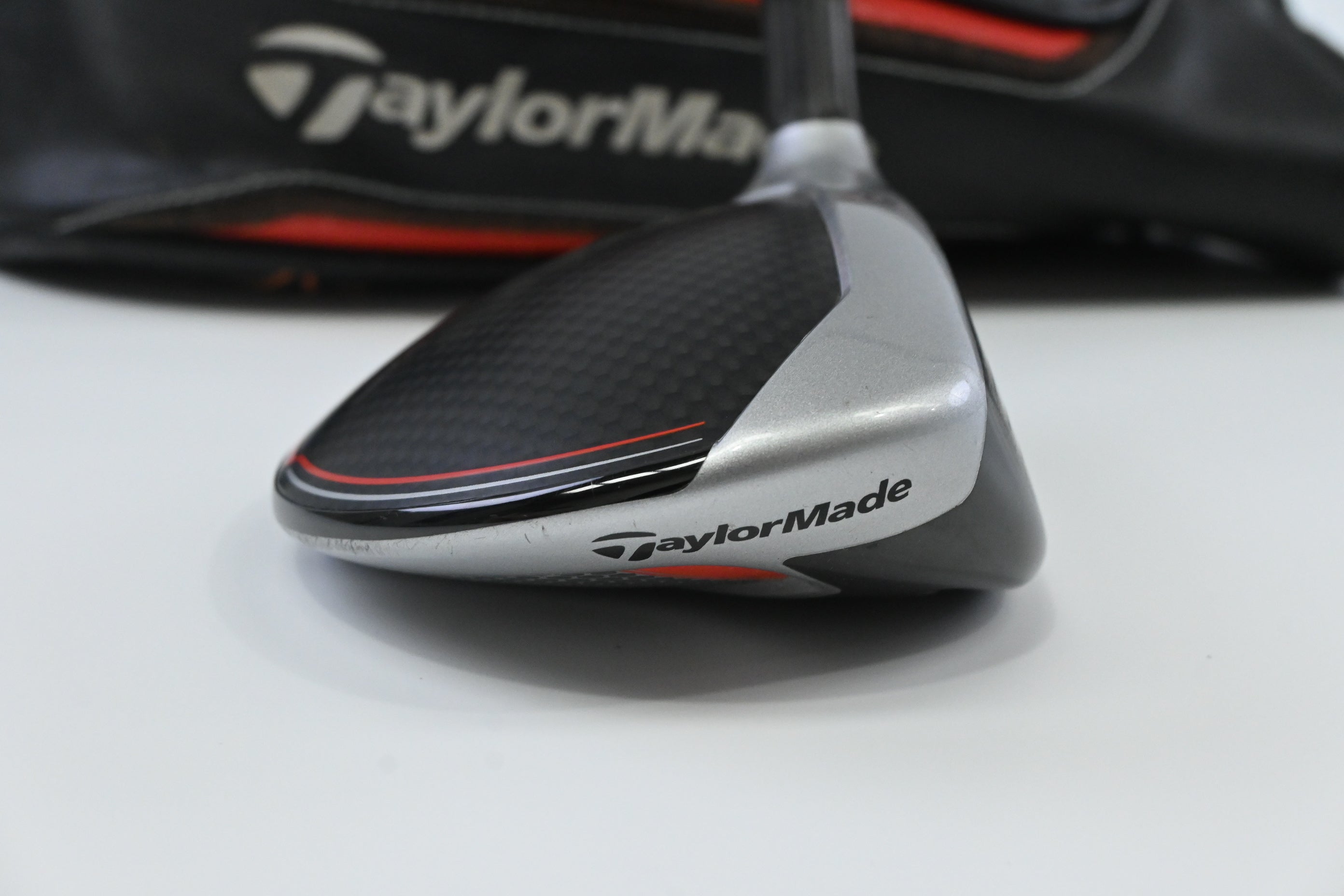 Taylormade M6 #5 Wood / 18 Degree / Stiff Flex Fujikura Atmos Orange 6 Shaft