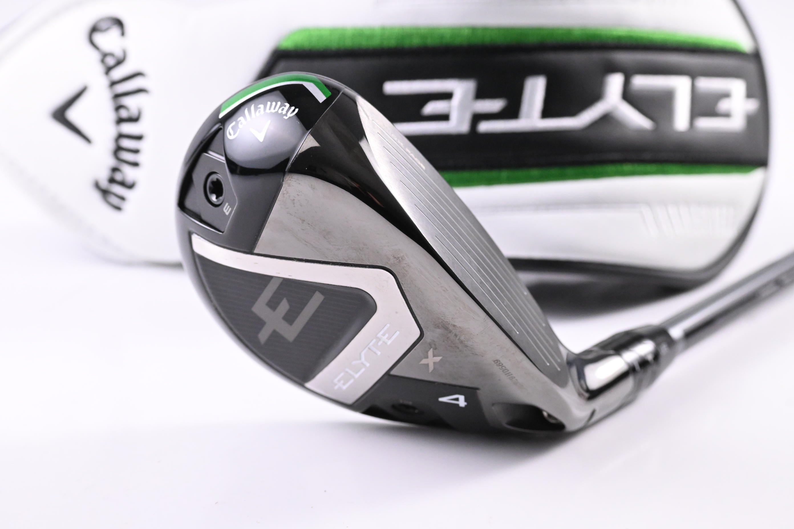 Callaway Elyte X #4 Hybrid / 21 Degree / Regular Flex Denali Charcoal 60 Shaft