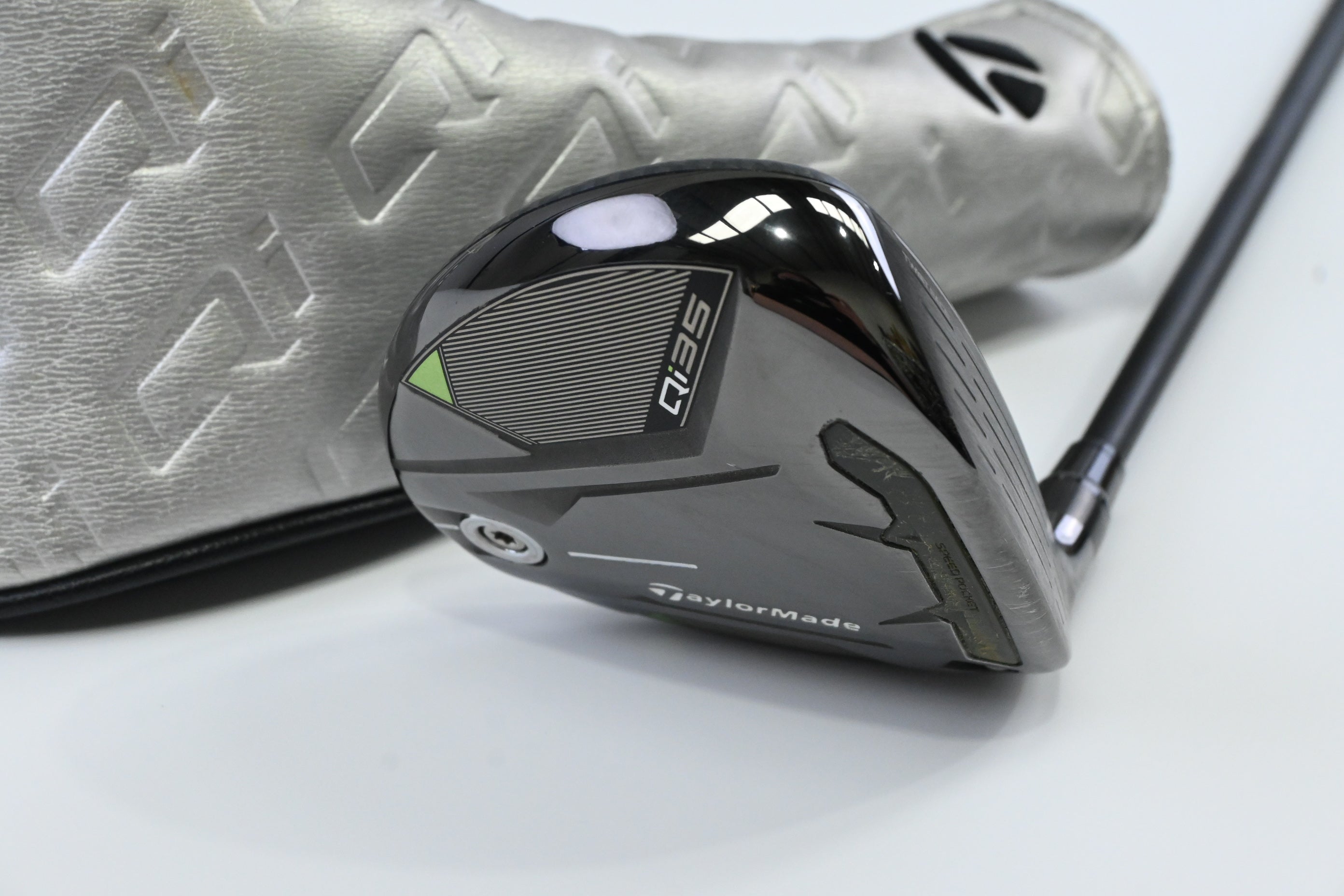 Taylormade Qi35 Max Lite #5 Wood / 18.5 Degree / Senior Flex Vanquish 4 Shaft