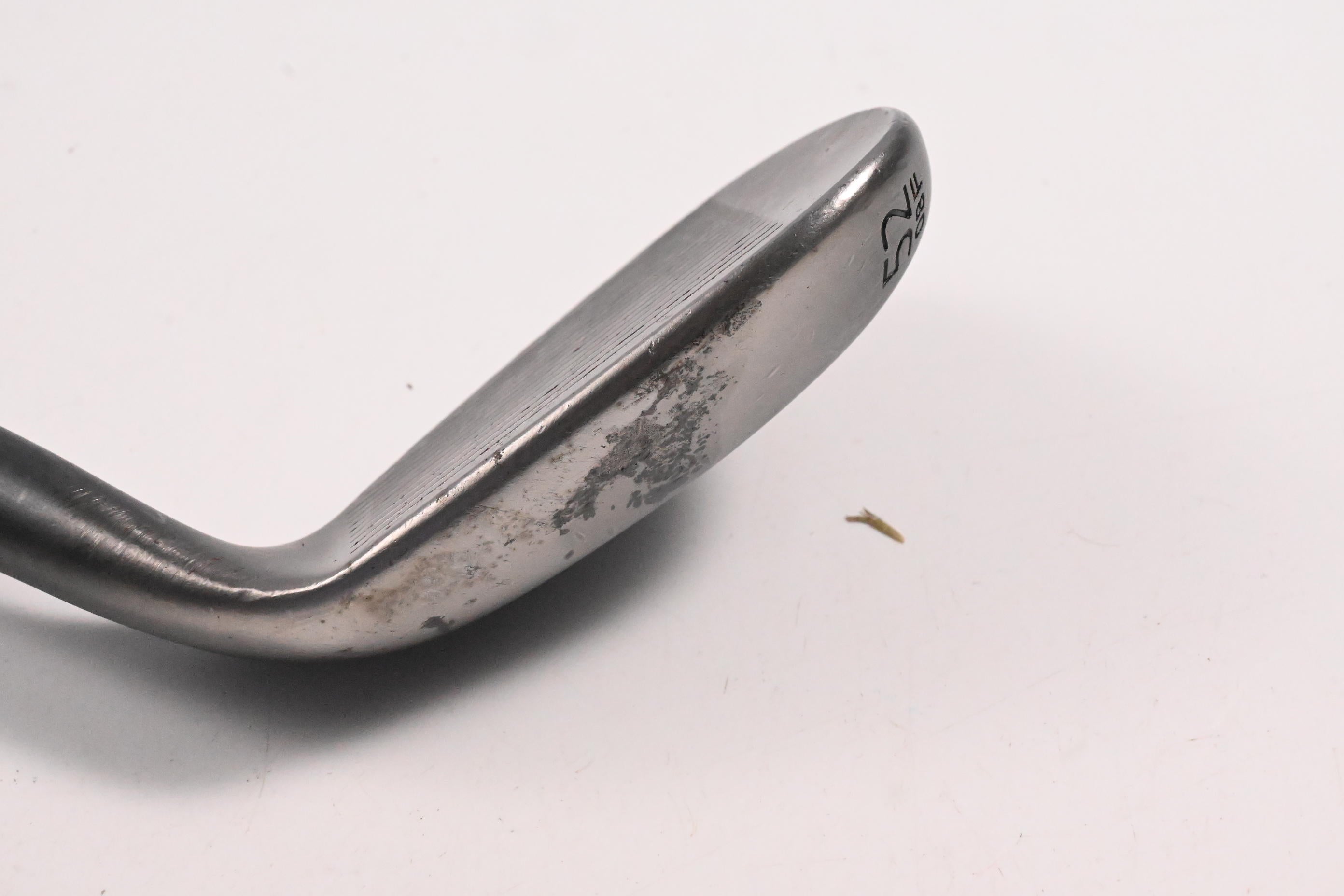 Left Hand Titleist Vokey SM7 Gap Wedge / 52 Degree / Regular Flex AMT Black R300 Shaft