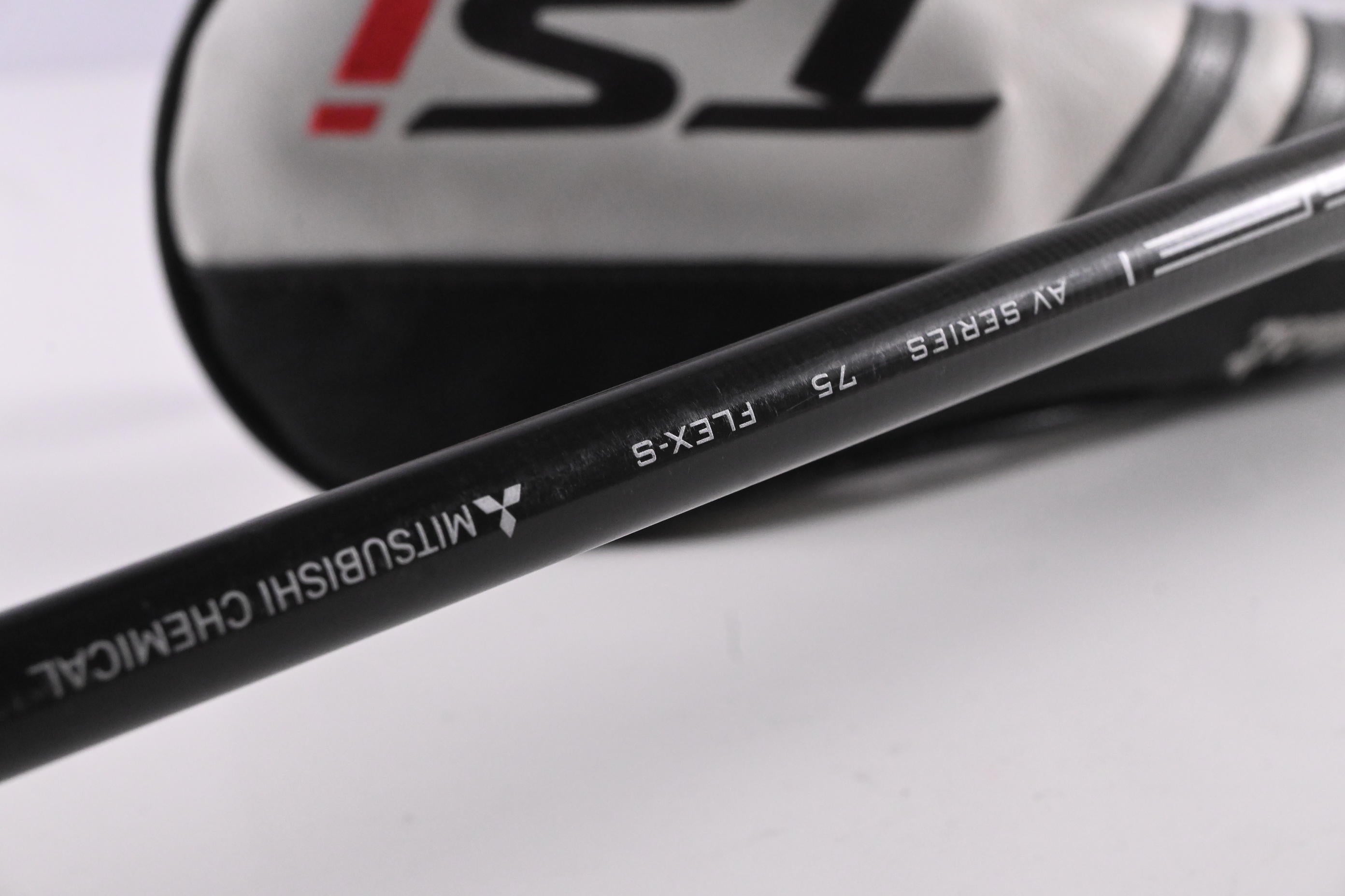 Titleist TSi2 #3 Wood / 15 Degree / Stiff Flex Mitsubishi Tensei AV White 75