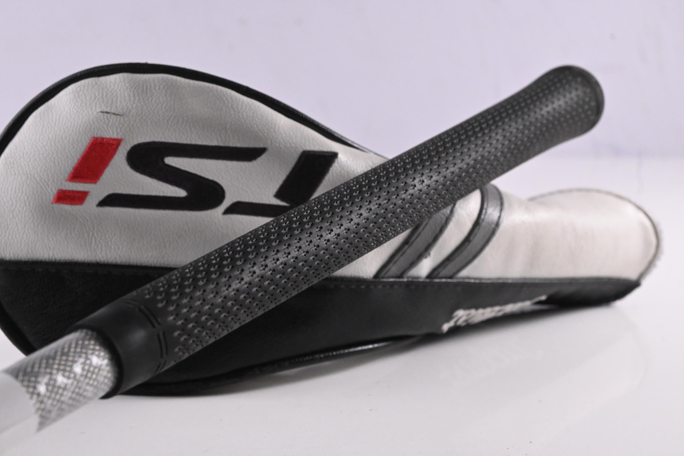 Titleist TSi2 #3 Wood / 15 Degree / Stiff Flex Mitsubishi Tensei AV White 75