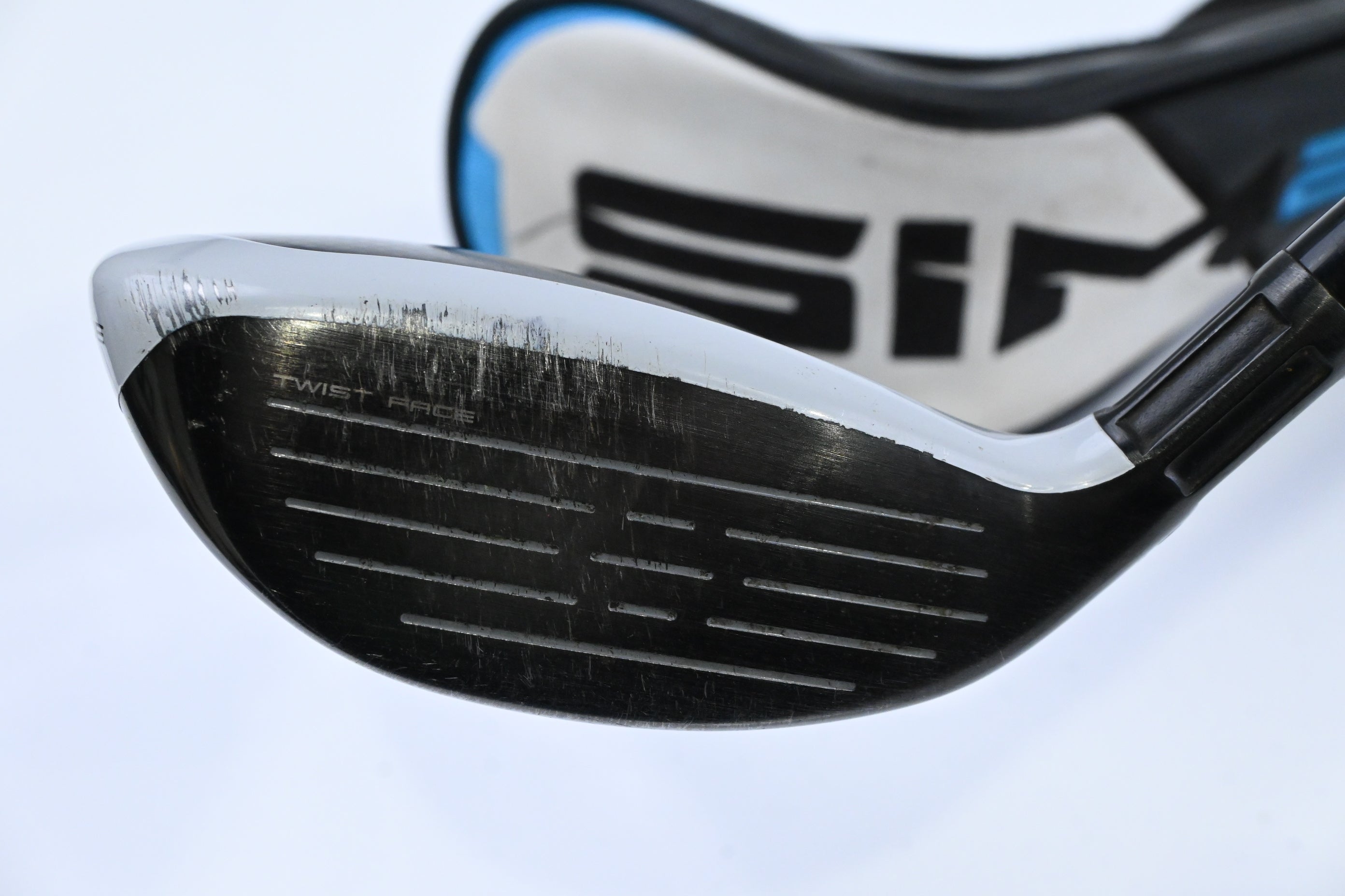 Taylormade SIM2 Max #3 Hybrid / 19 Degree / Stiff Flex Fujikura Ventus Blue 7
