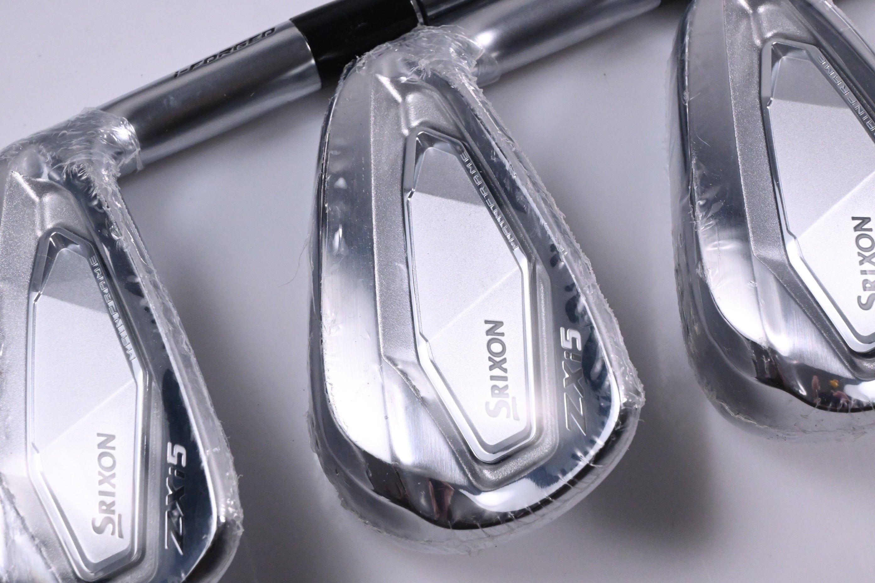 Srixon ZXi5 Irons / 6-PW / X-Flex Dynamic Gold Mid 115 X100 Shafts
