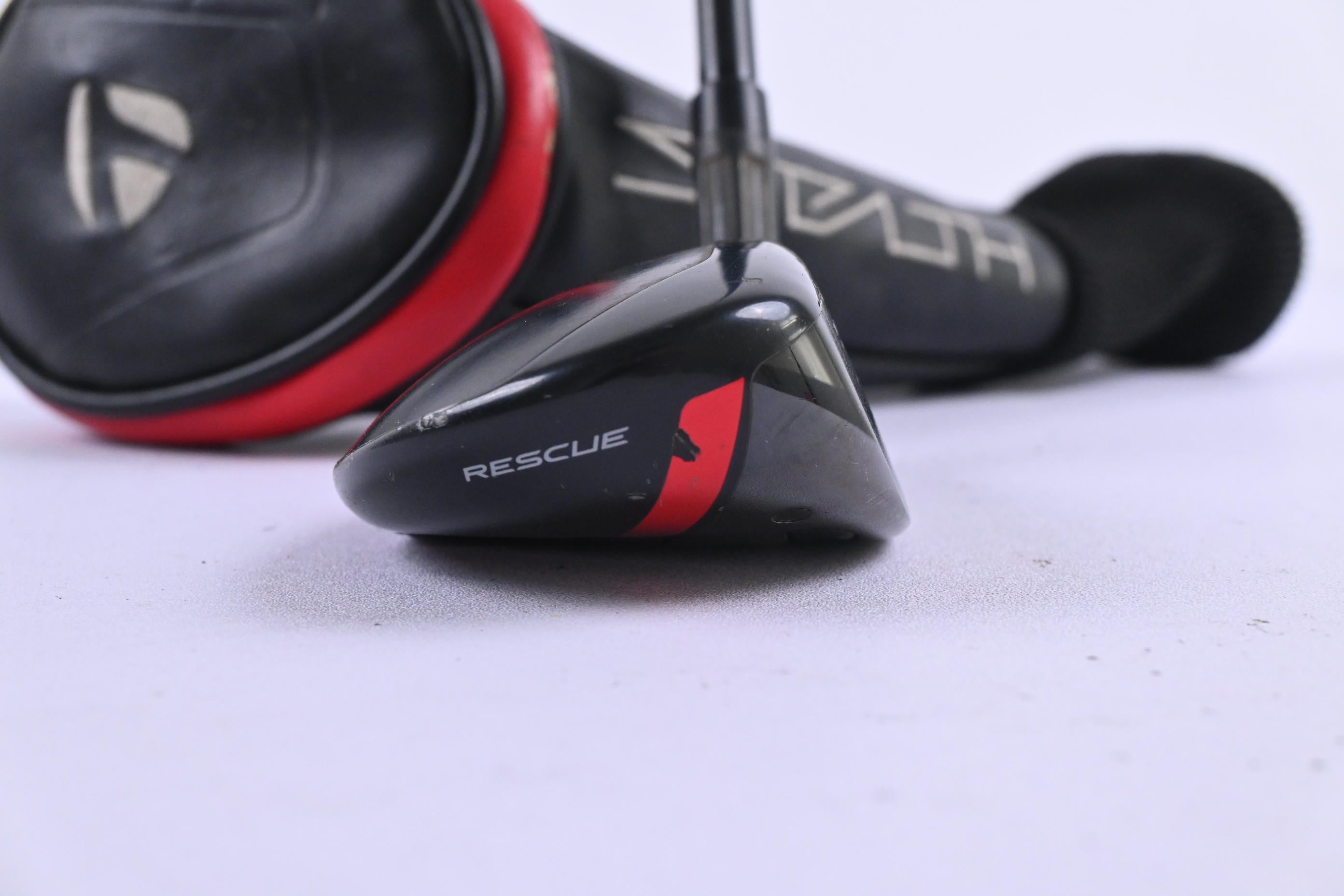 Taylormade Stealth #4 Hybrid / 22 Degree / Regular Flex Fujikura Ventus Red 6