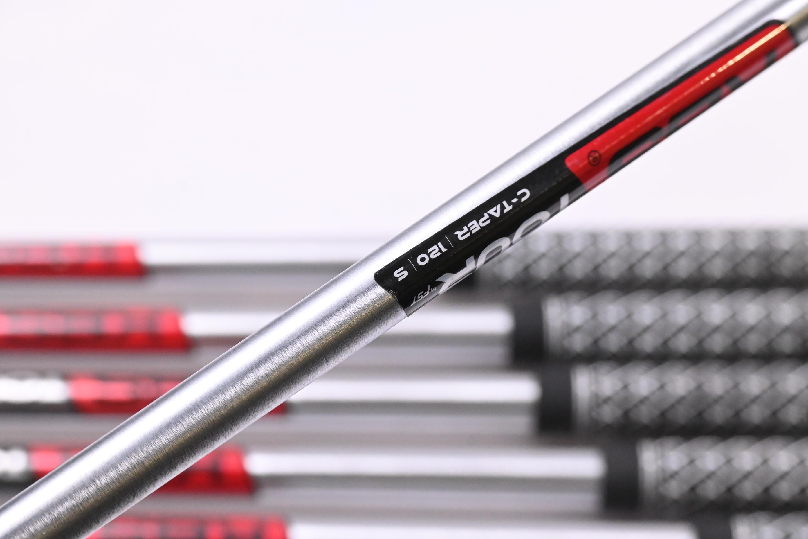 Wilson Staff Model 2024 CB Irons / 4-PW / Stiff Flex KBS Tour C-Taper 120 Shafts