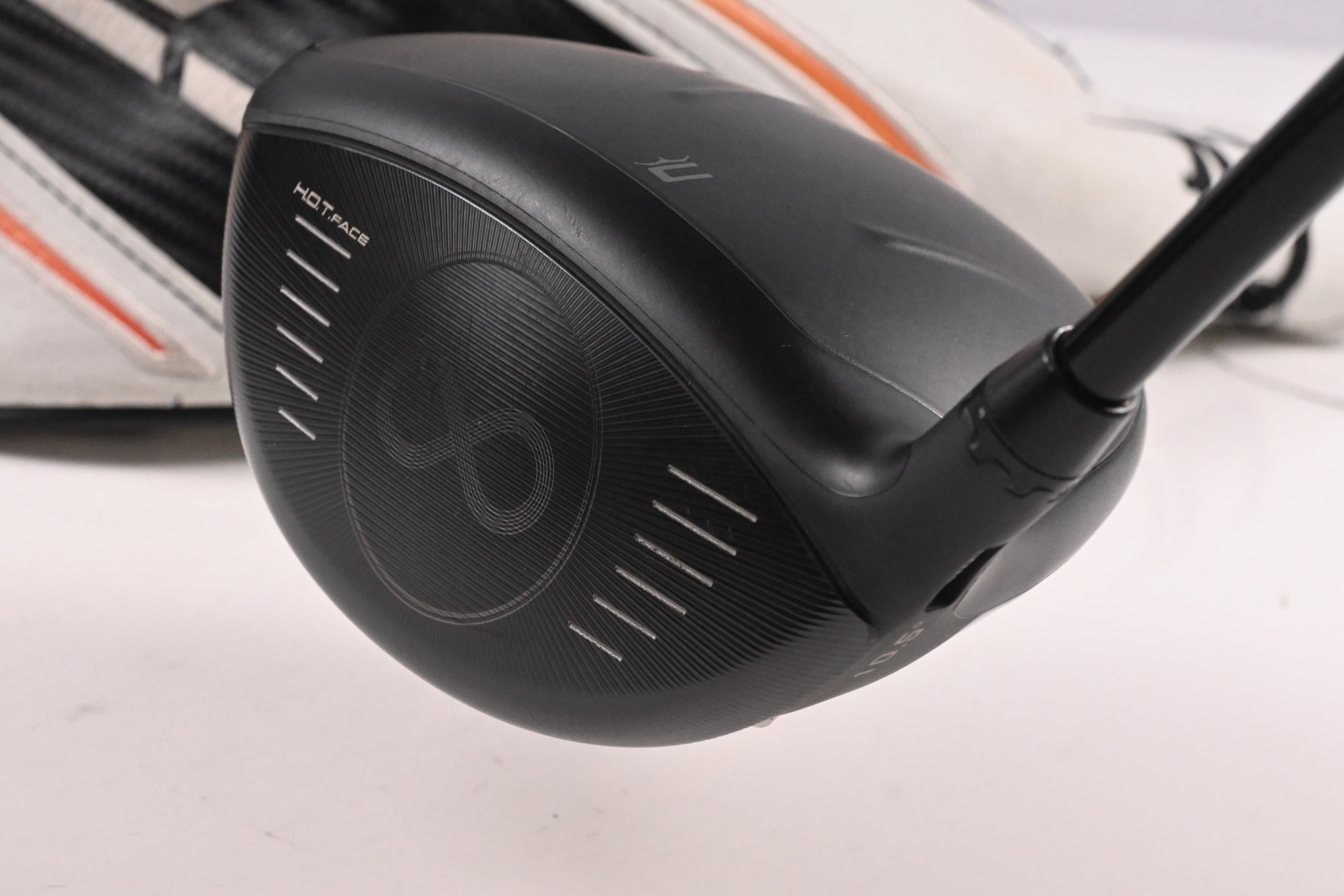 Cobra LTDx LS Driver / 10.5 Degree / X-Flex Tensei AV RAW White 65 Shaft