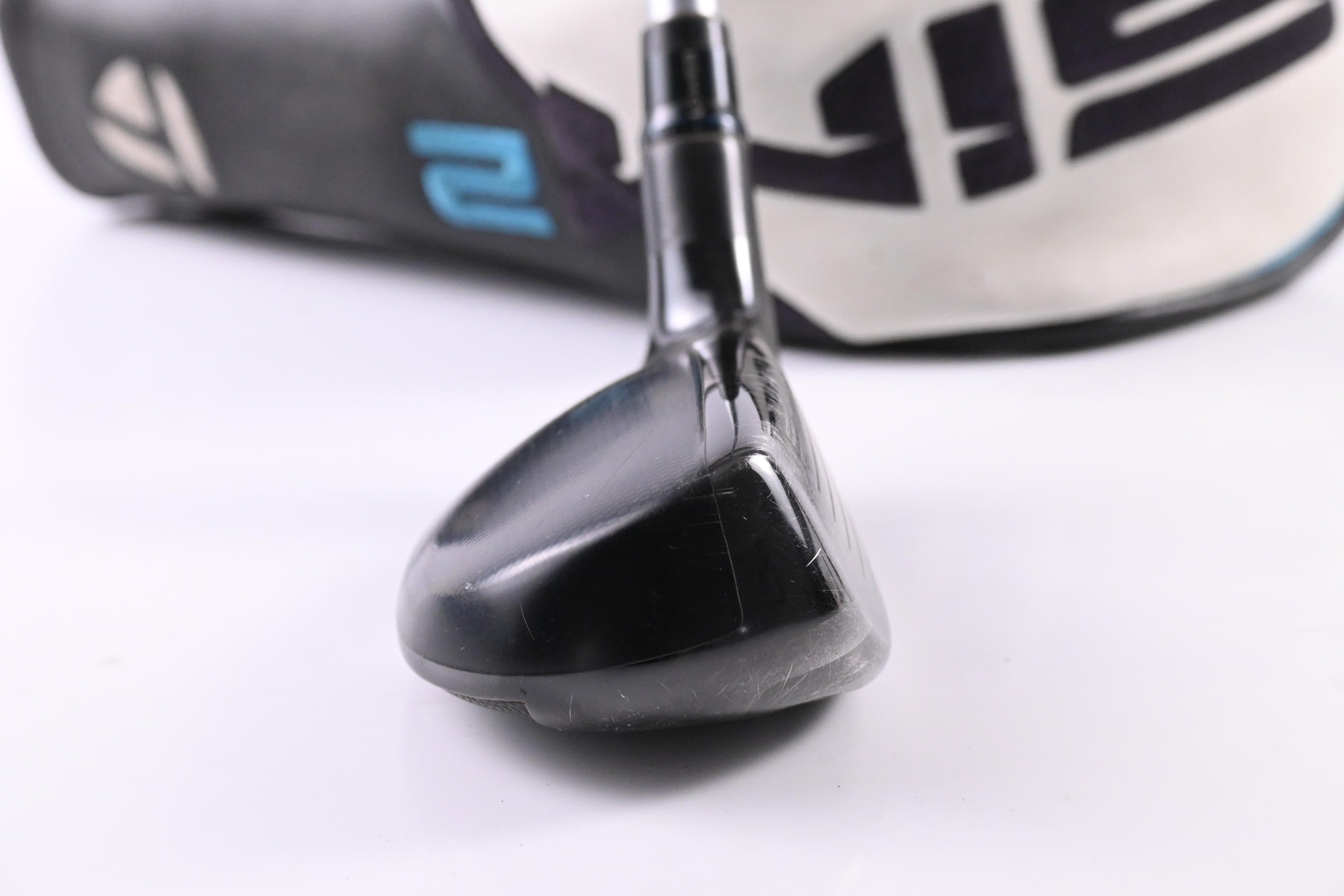 Taylormade SIM2 #4 Hybrid / 22 Degree / Senior Flex Fujikura Vista Pro 50 Shaft