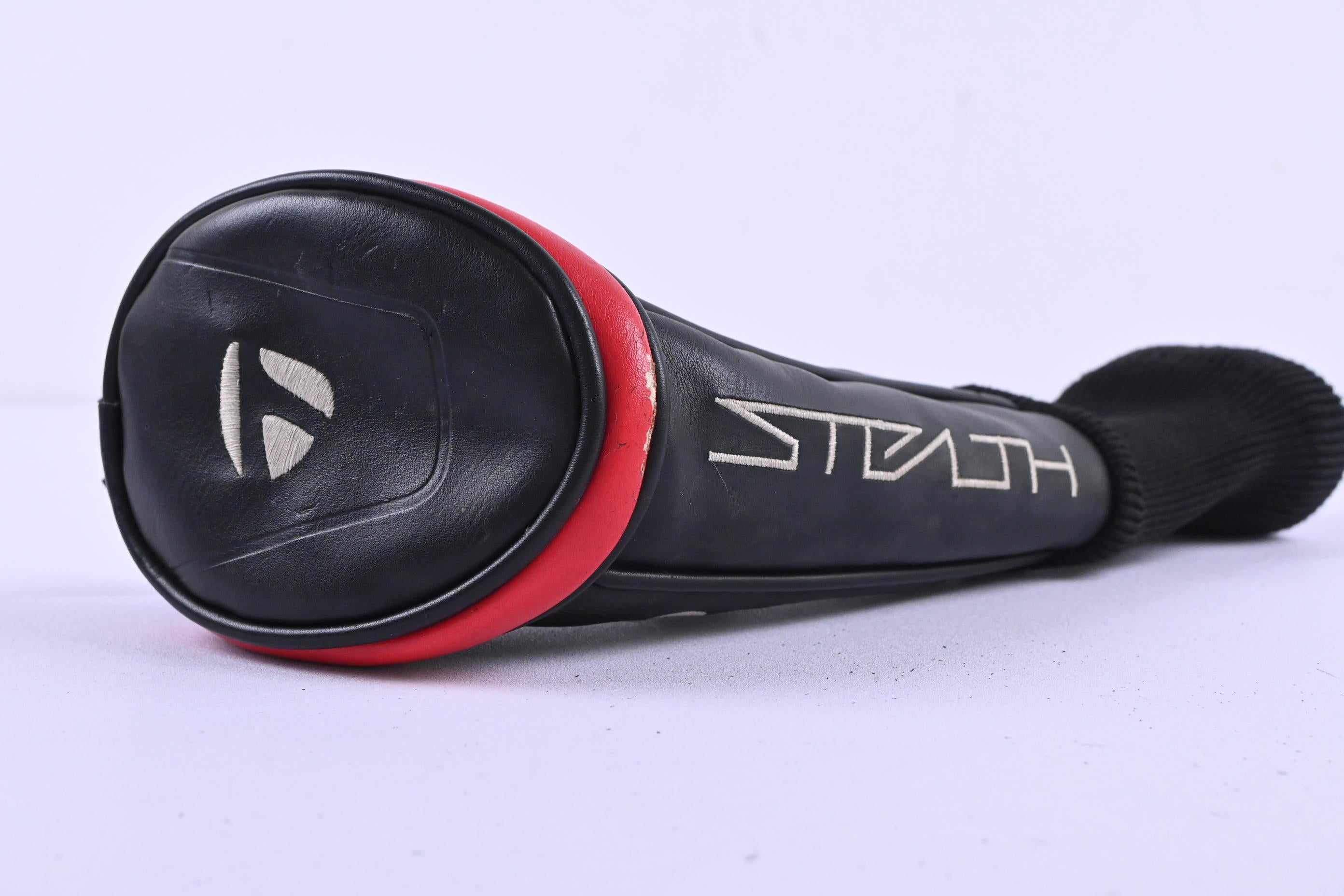 Taylormade Stealth #4 Hybrid / 22 Degree / Regular Flex Fujikura Ventus Red 6
