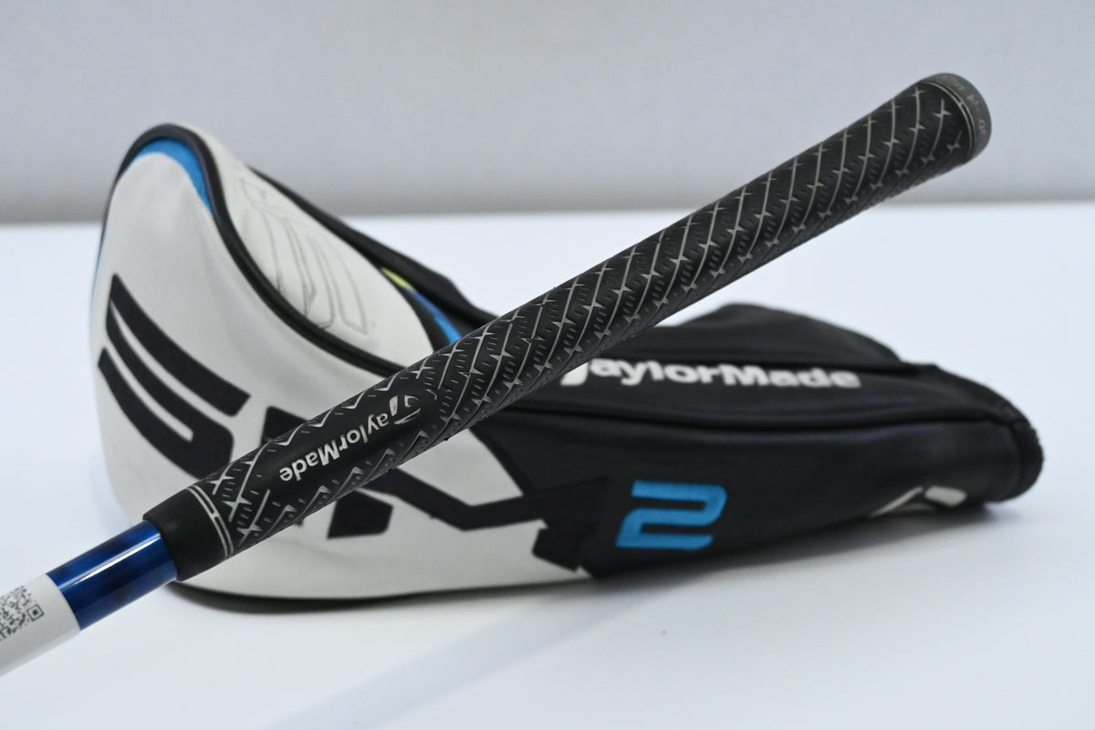 Taylormade SIM2 Driver / 9 Degree / Stiff Flex Evenflow Riptide CB 60 Shaft