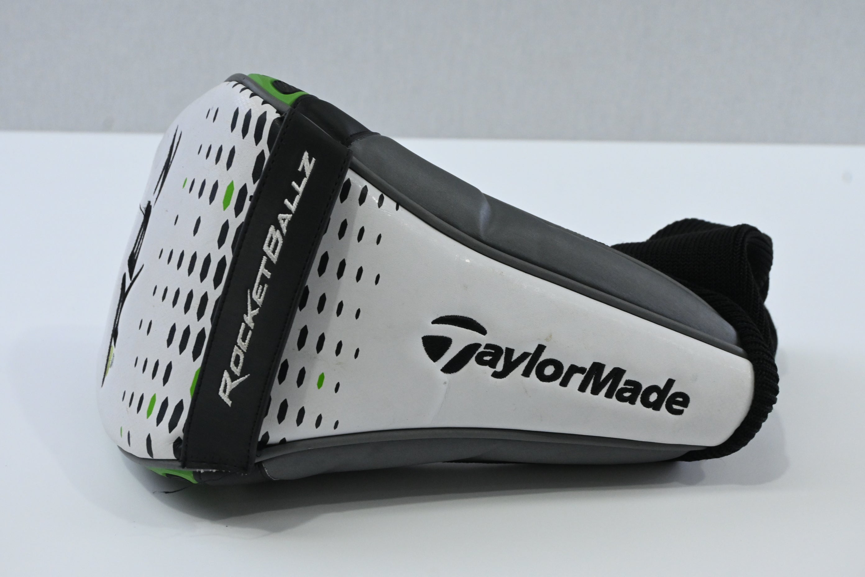 Taylormade RBZ Driver / 9.5 Degree / Stiff Flex Matriz Ozik Xcon 5 Shaft