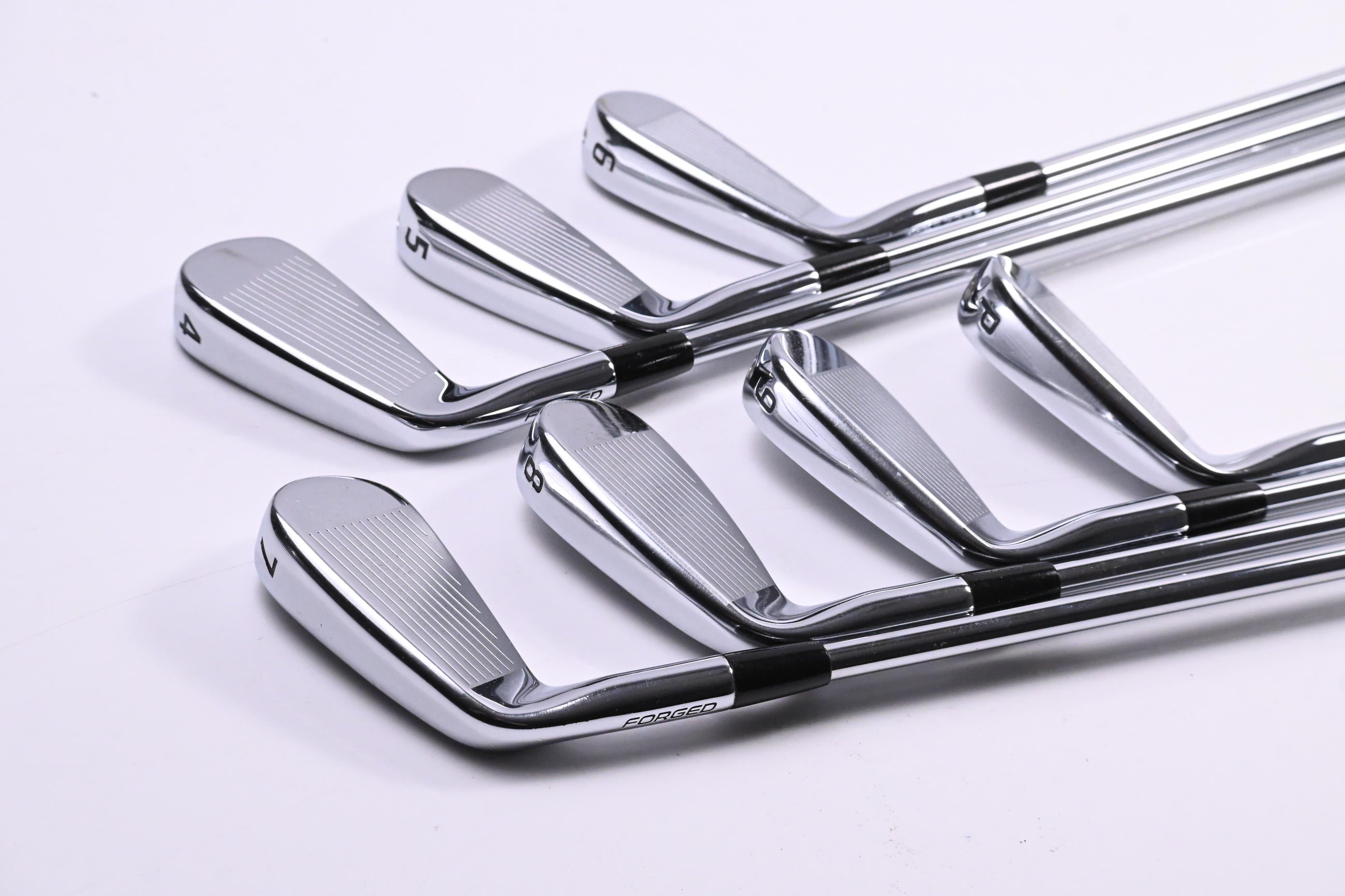 Kirkland Signature Irons / 4-PW / Stiff Flex Elevate 115 Shafts