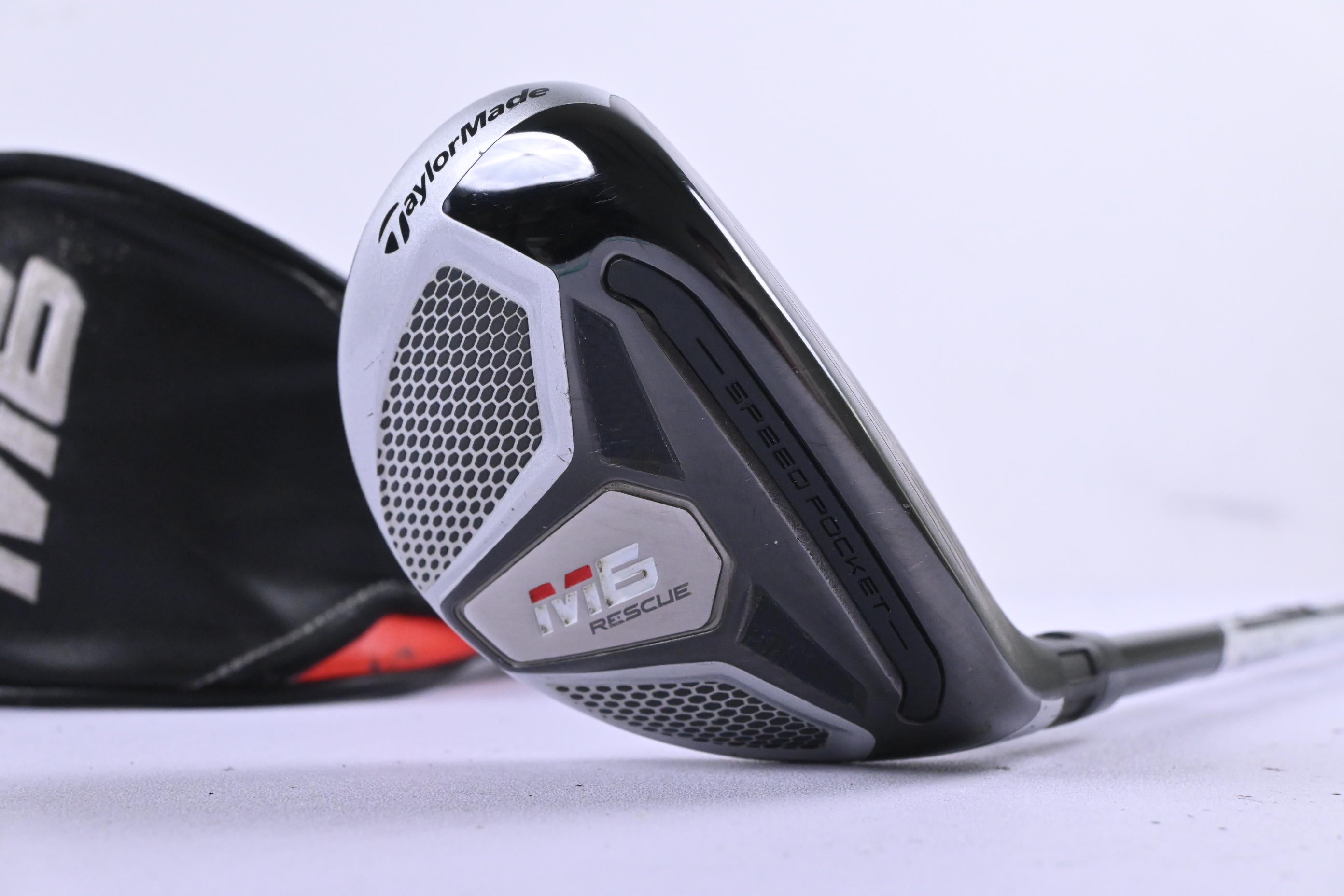 Taylormade M6 #3 Hybrid / 19 Degree / Regular Flex Fujikura Atmos Orange 6