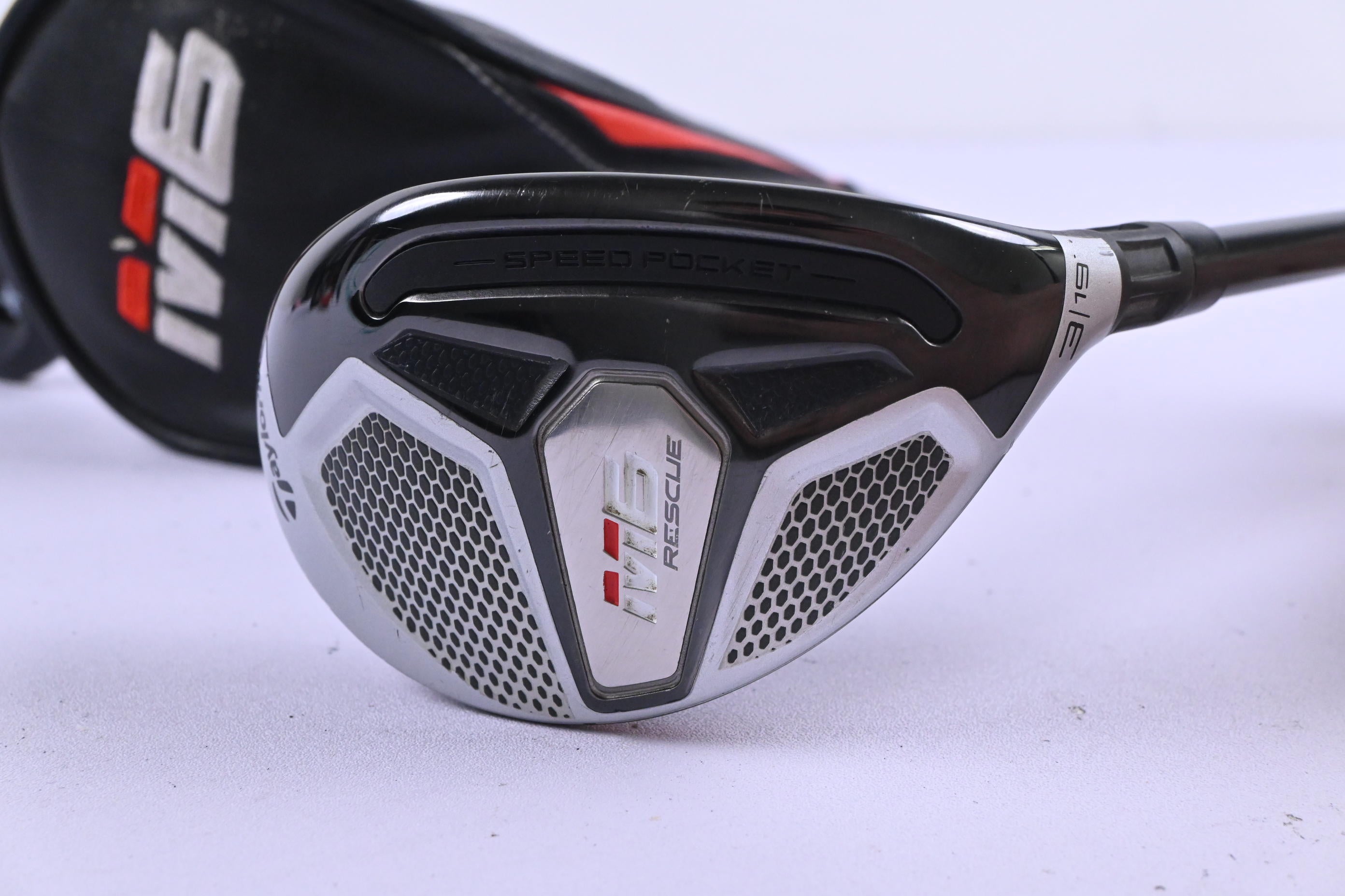 Taylormade M6 #3 Hybrid / 19 Degree / Regular Flex Fujikura Atmos Orange 6