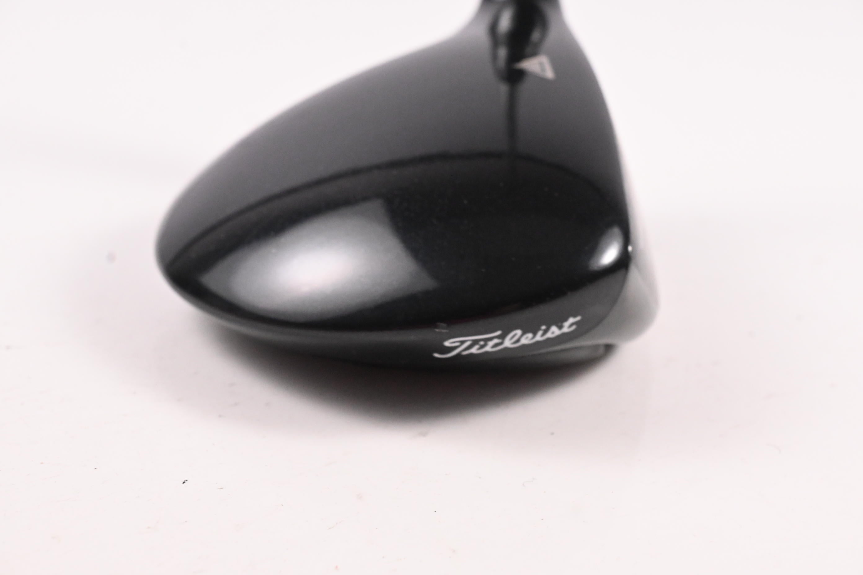 Titleist 915 F #5 Wood / 18 Degree / Regular Flex Diamana M+ Red 60 Shaft