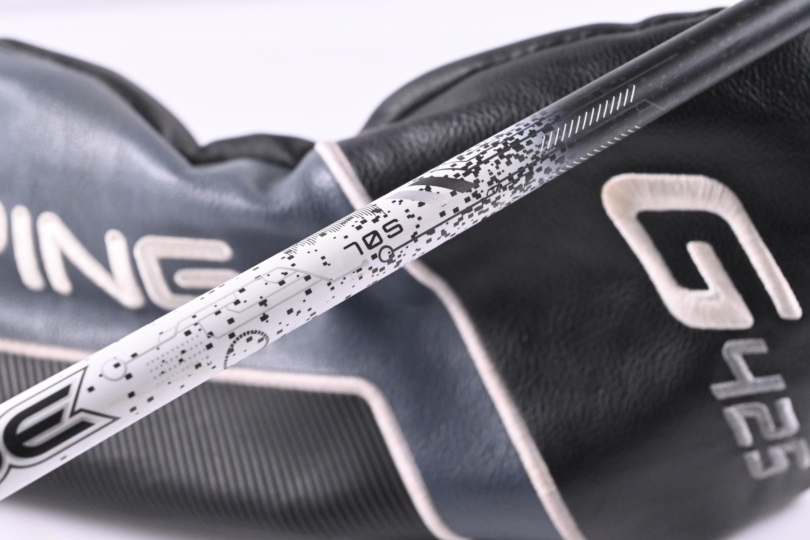 Ping G425 Max Driver / 9 Degree / Stiff Flex Aldila Rogue White 70 Shaft