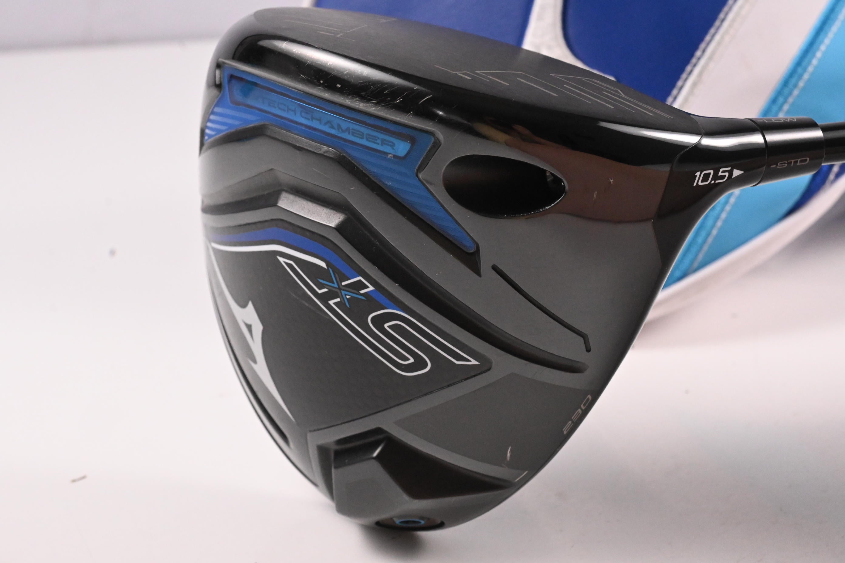 Mizuno ST-X 230 Driver / 10.5 Degree / Regular Flex Kai'li Blue 50 Shaft