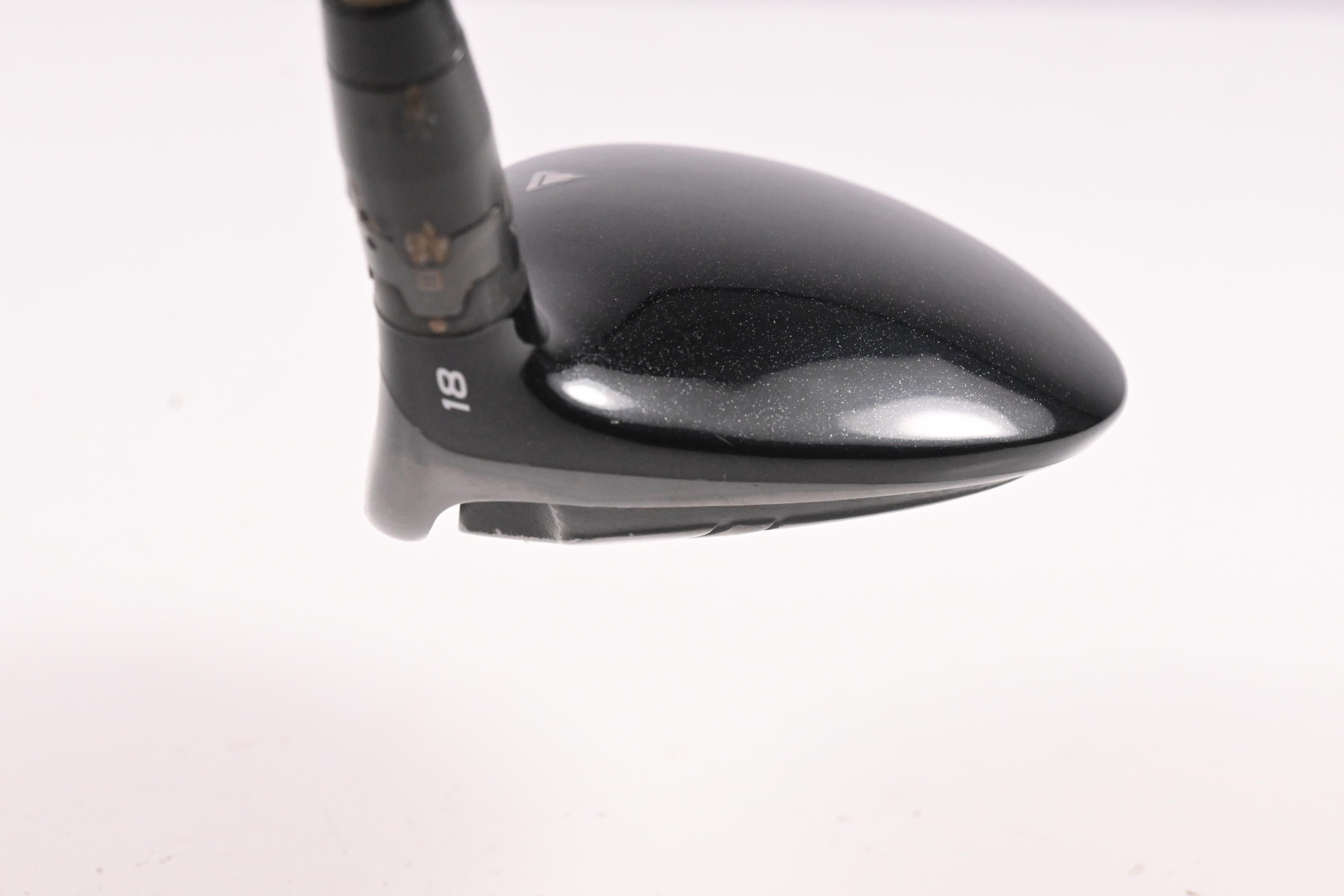 Titleist 915 F #5 Wood / 18 Degree / Regular Flex Diamana M+ Red 60 Shaft