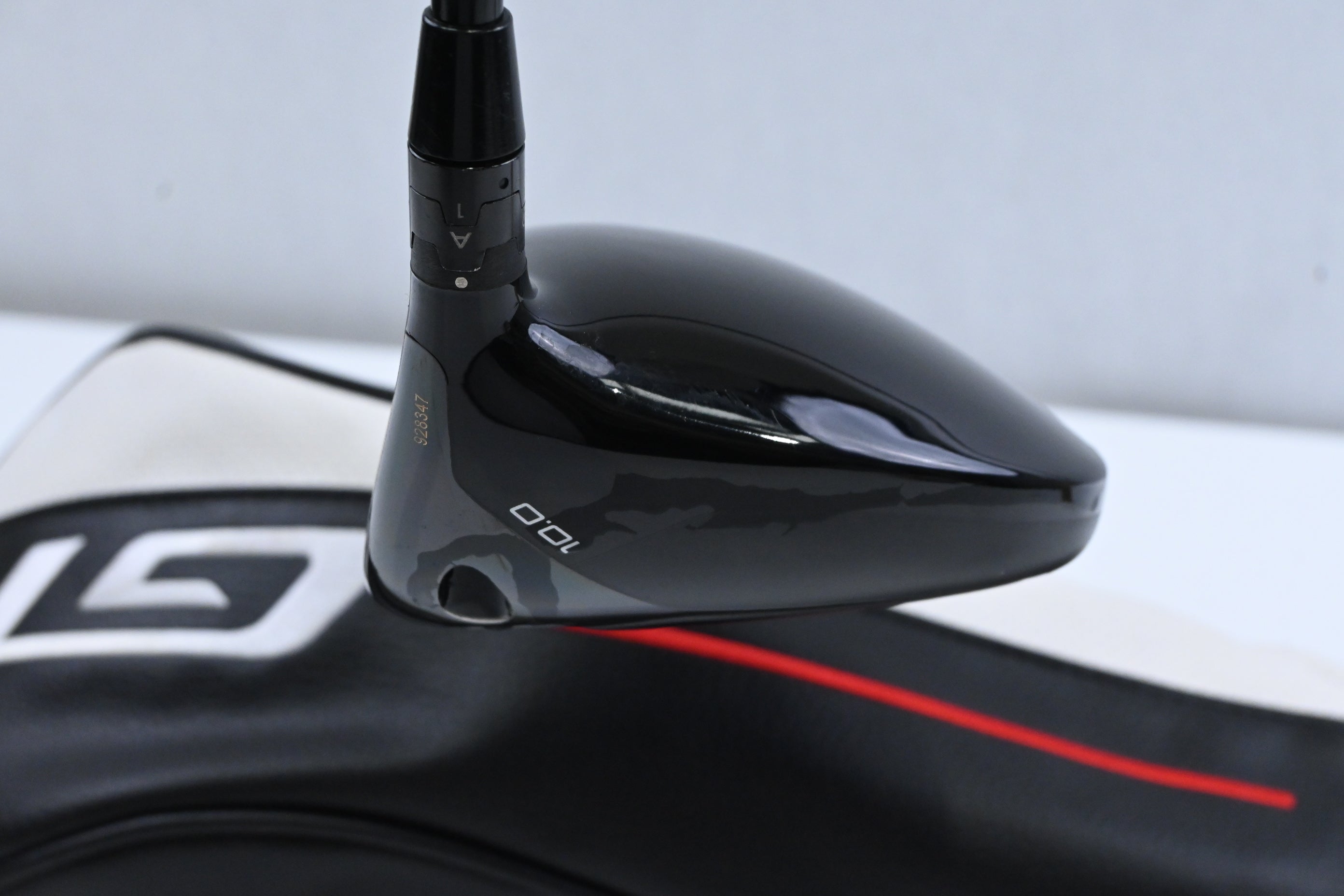 Titleist GT3 Driver / 10 Degree / X-Flex Tensei AV Raw White 65 Shaft