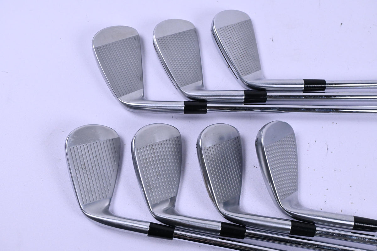 Taylormade P790 2025 Irons / 5-PW+GW / Regular Flex KBS Max MT 85 Shafts