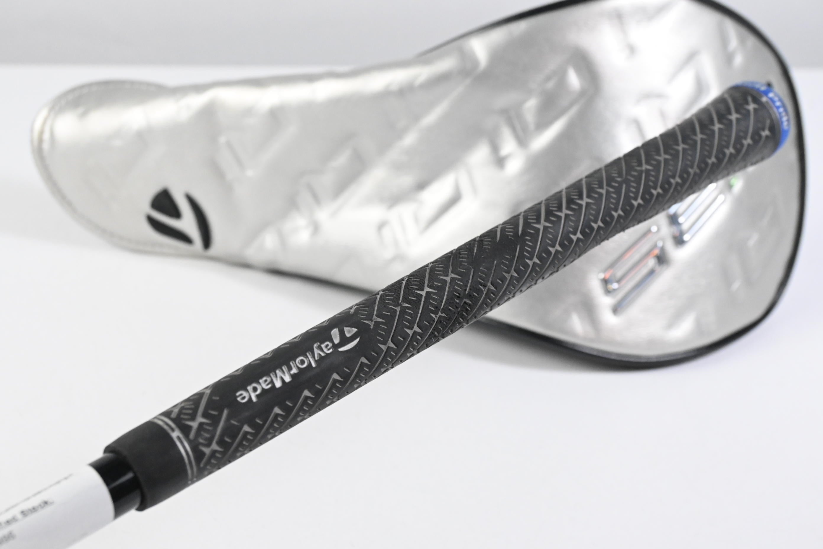 Taylormade Qi35 LS Driver / 9 Degree / X-Flex Kai'li White 70 Shaft
