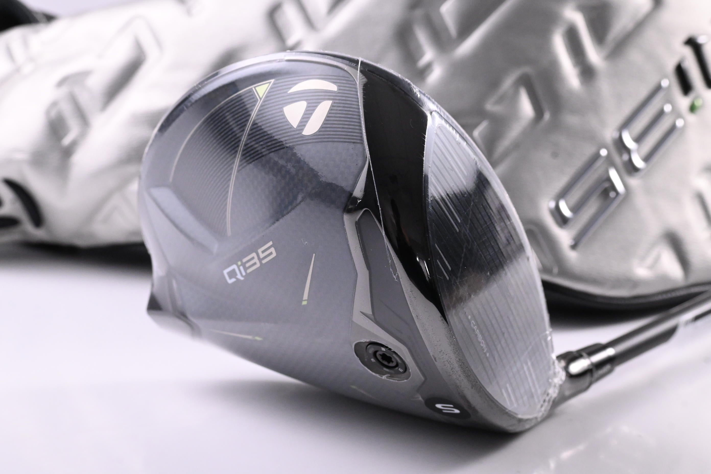 Taylormade Qi35 Driver / 10.5 Degree / Stiff Flex Fujikura Ventus Blue 5 Shaft