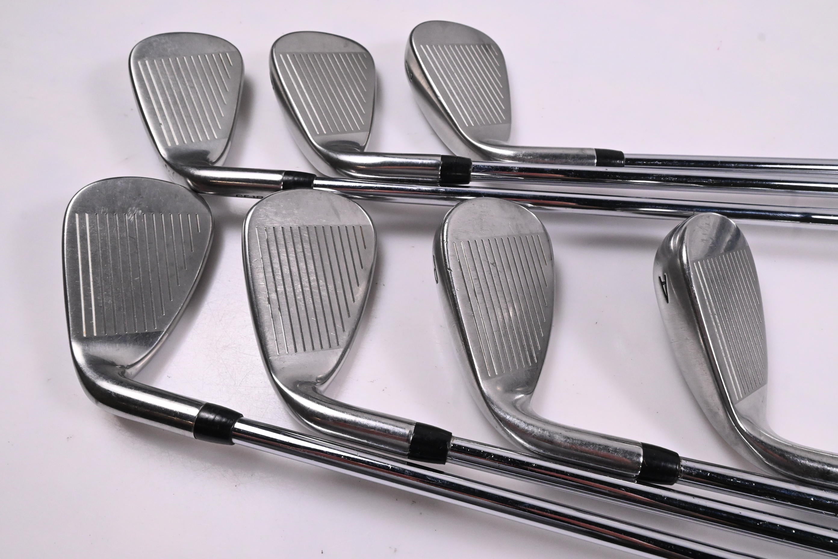 Callaway Rogue Irons / 5-PW+GW / Regular Flex SpeedStep 80 Shafts
