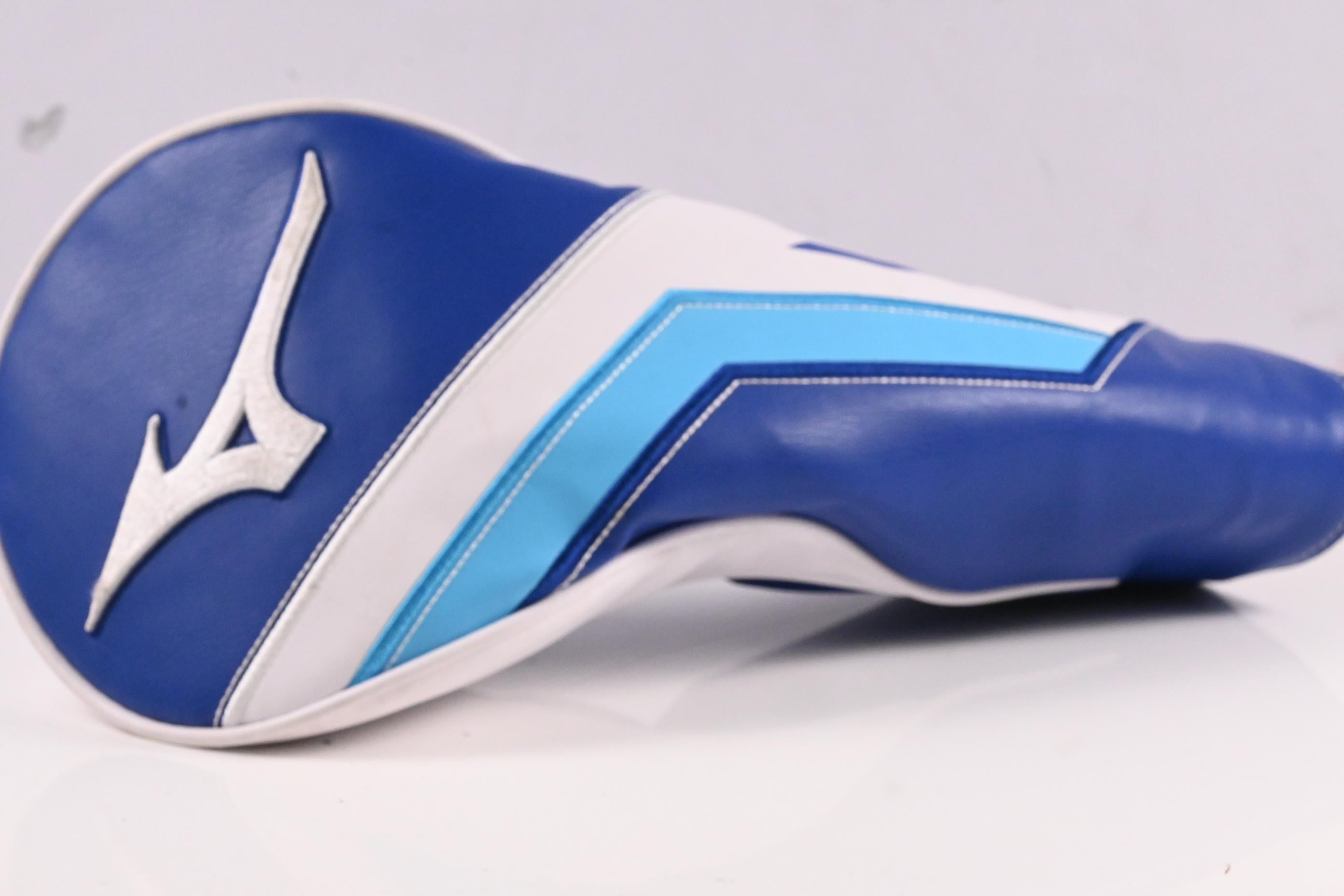 Mizuno ST-X 230 Driver / 10.5 Degree / Regular Flex Kai'li Blue 50 Shaft