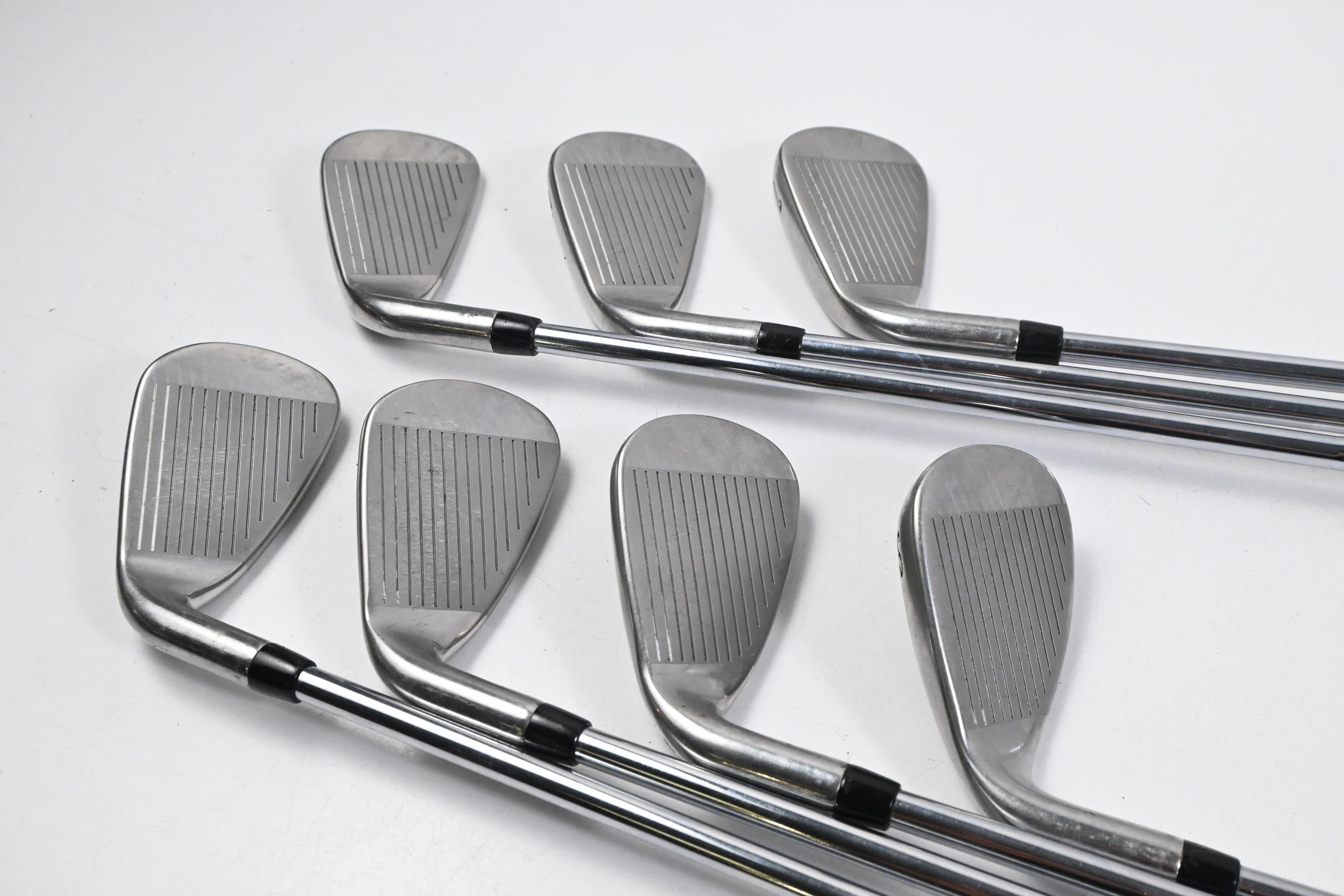 Callaway Warbird Irons / 5-PW+SW / Uniflex Warbird Shafts