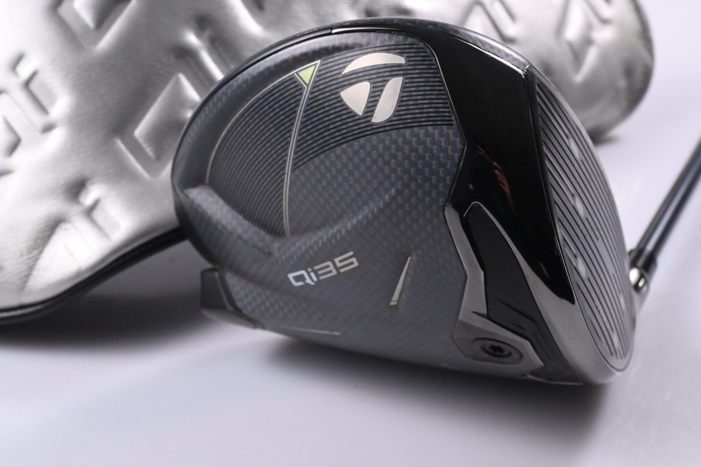 Taylormade Qi35 Driver / 9 Degree / Regular Flex Diamana S+ 60 Shaft