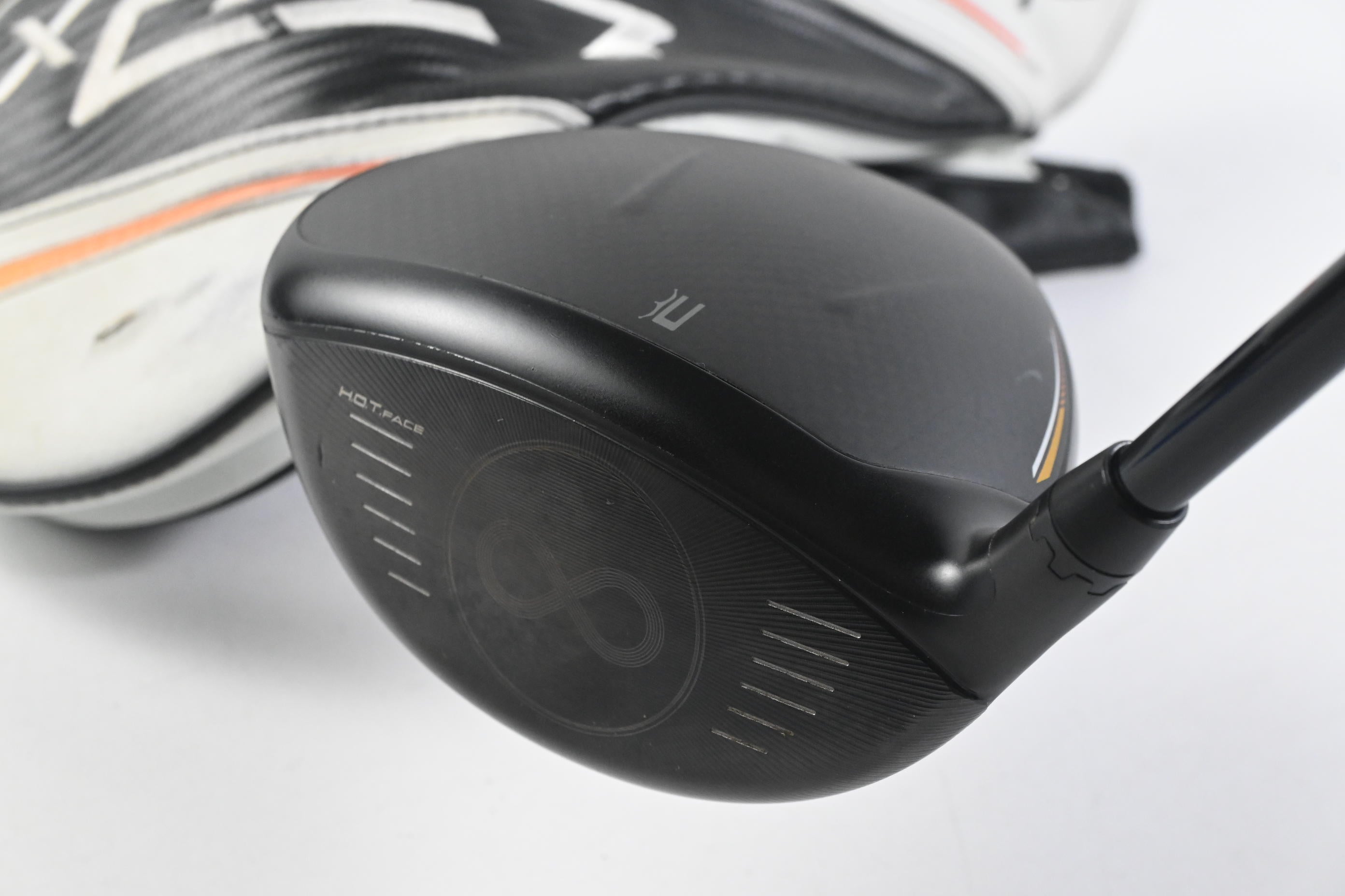 Cobra LTDx Driver / 10.5 Degree / Regular Flex Kai'li Dark Waves Blue 60 Shaft