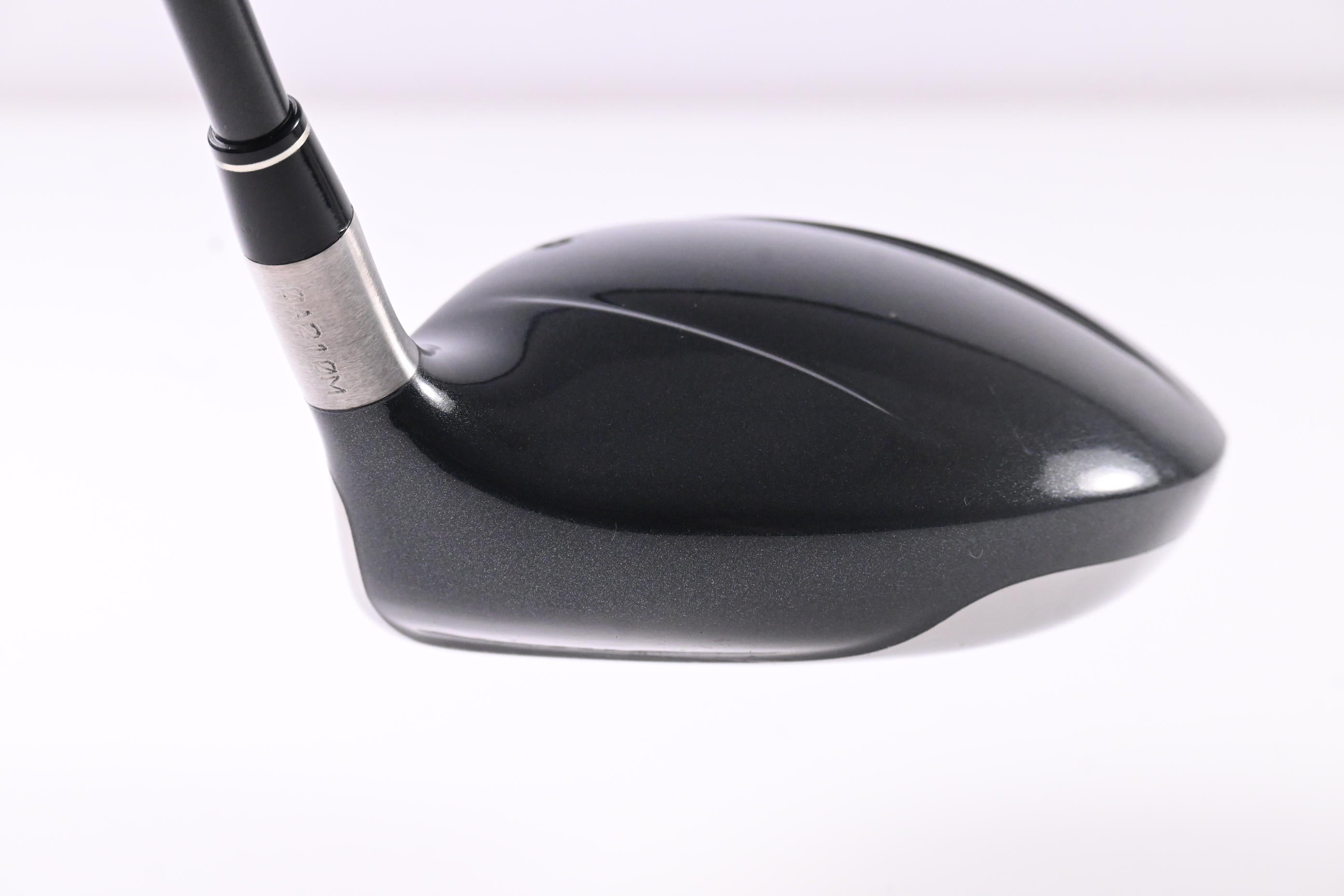 Taylormade 320 Ti Driver / 10.5 Degree / Regular Flex Taylormade Lite 80 Shaft