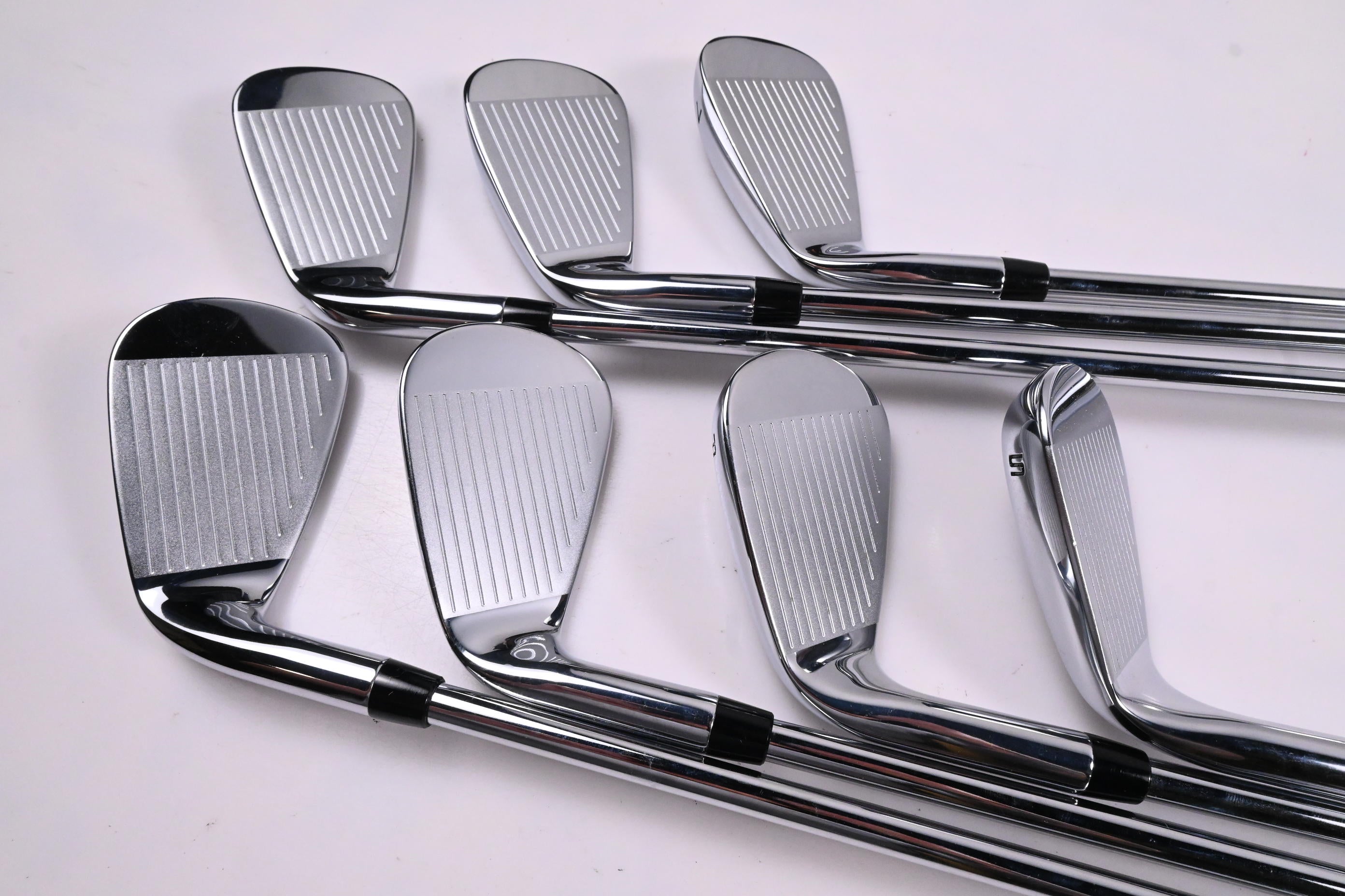 Callaway Elyte Irons / 5-PW+SW / Regular Flex True Temper Vector 80 Shafts