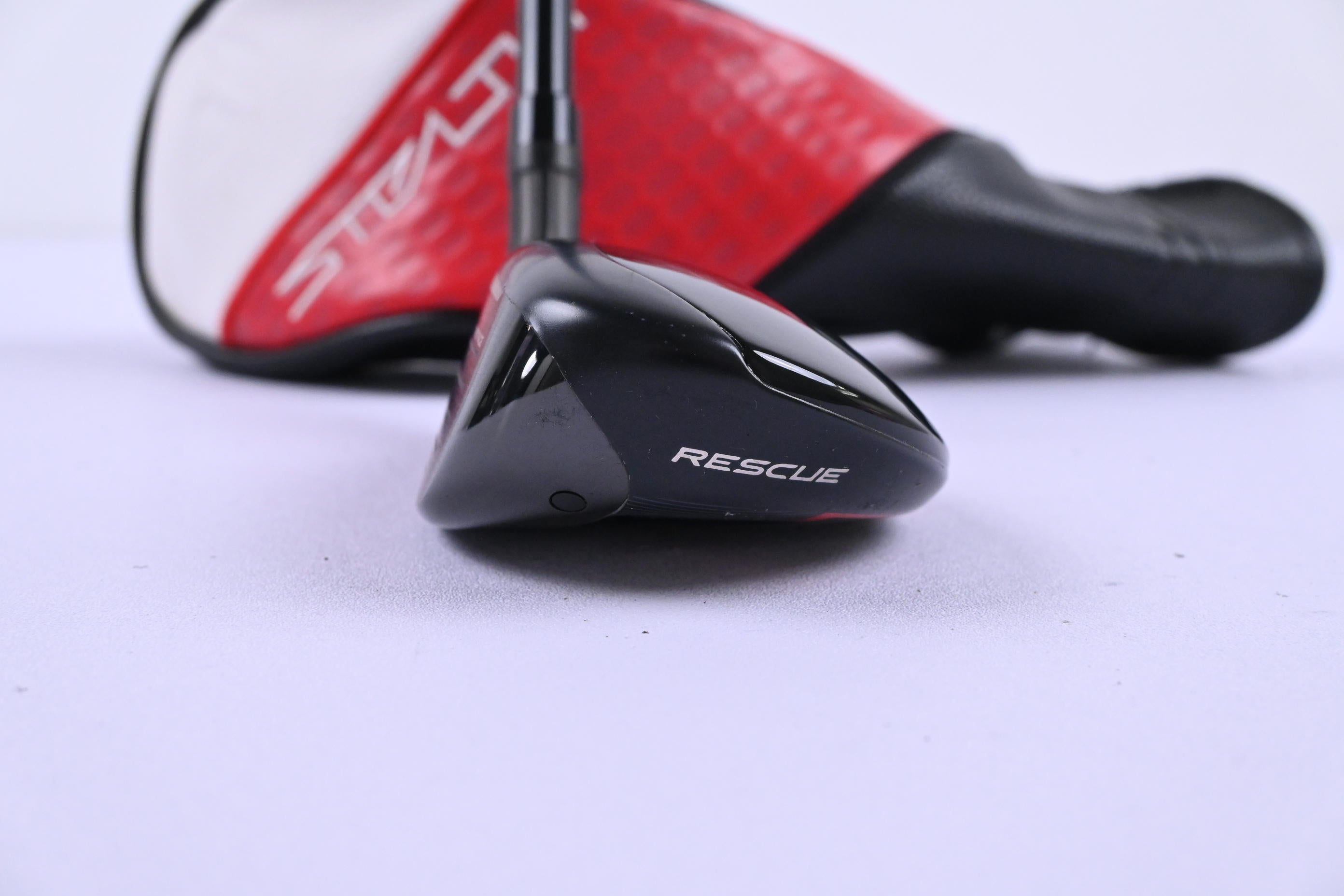 Left Hand Taylormade Stealth 2 #3 Hybrid / 19 Degree / Regular Flex Ventus Red 6