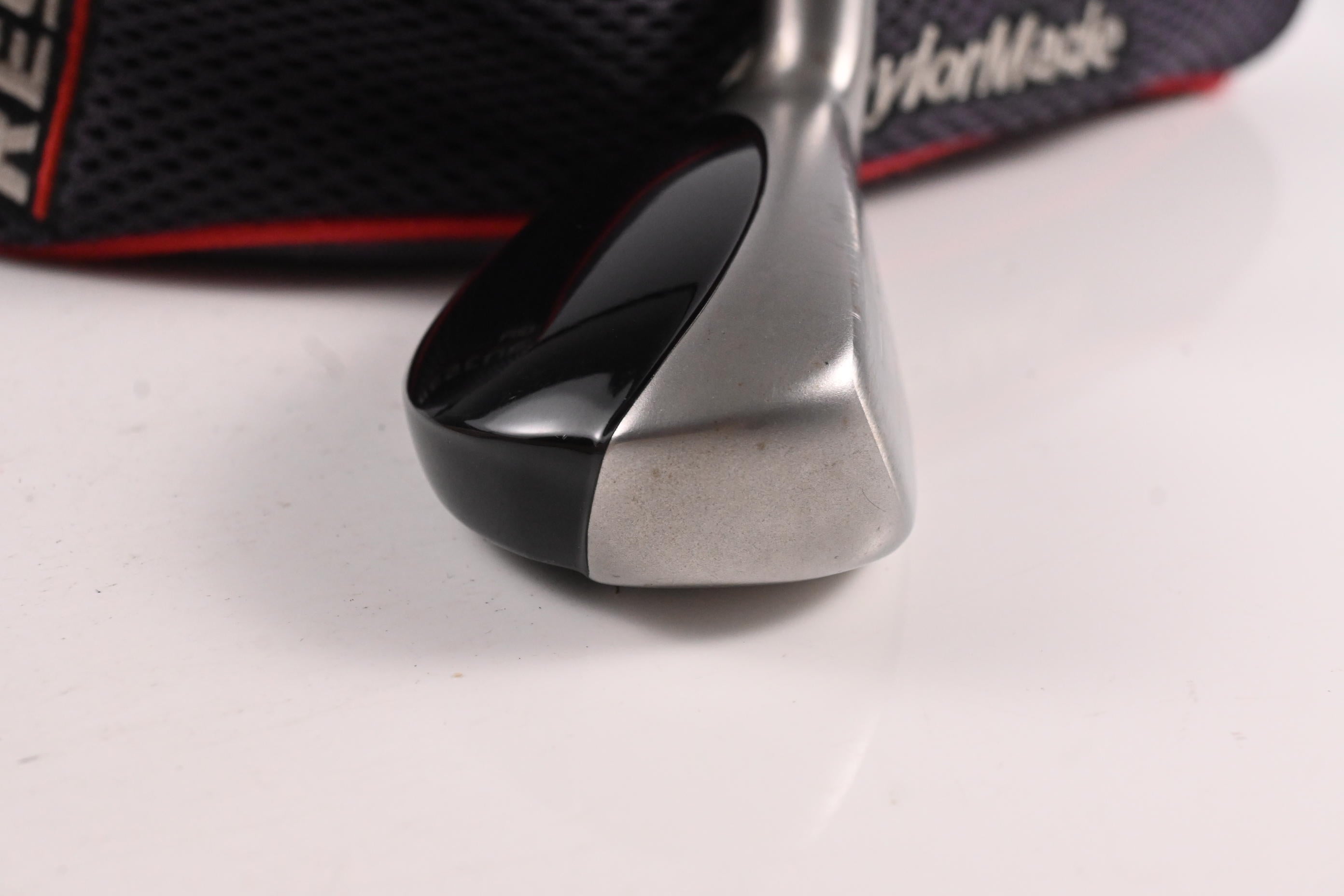 Taylormade Rescue Mid #2 Hybrid / 16 Degree / Stiff Flex Steel Shaft