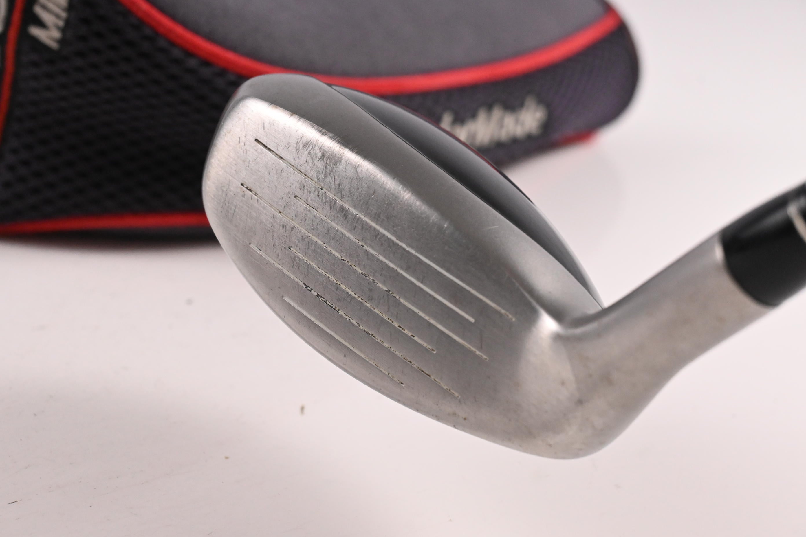 Taylormade Rescue Mid #2 Hybrid / 16 Degree / Stiff Flex Steel Shaft