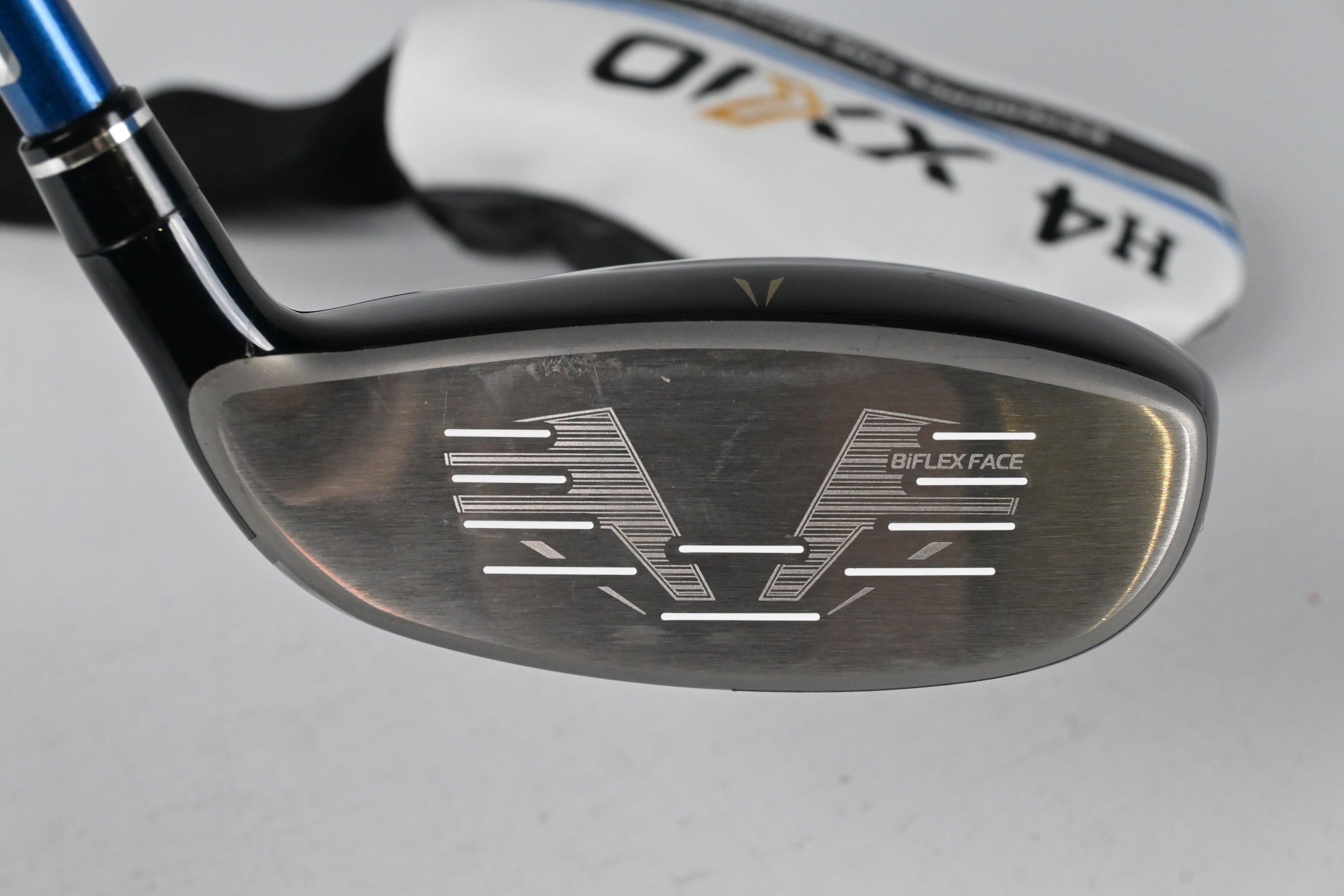 Left Hand XXIO 13 #4 Hybrid / 20 Degree / Regular Flex XXIO MP 1300 41 Shaft