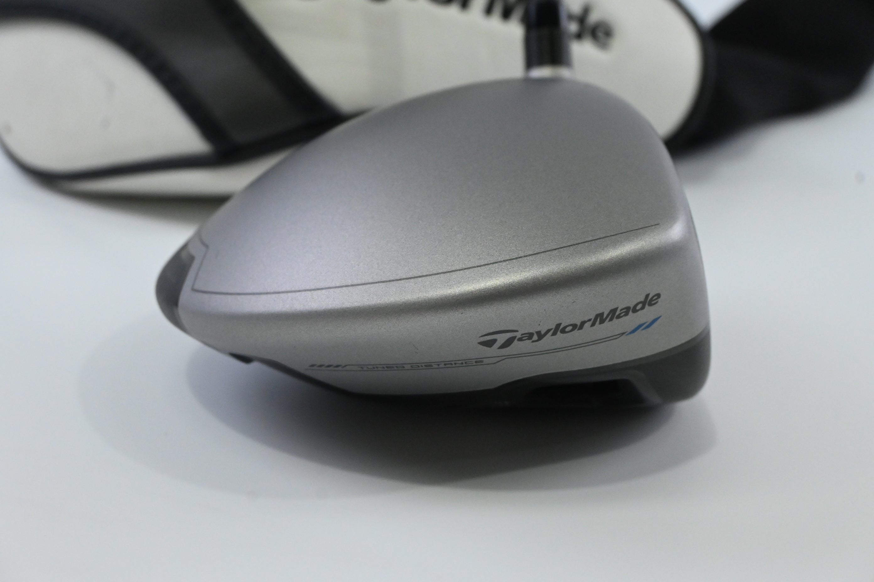 Taylormade SLDR Driver / 12 Degree / Regular Flex Fujikura Speeder 57 Shaft