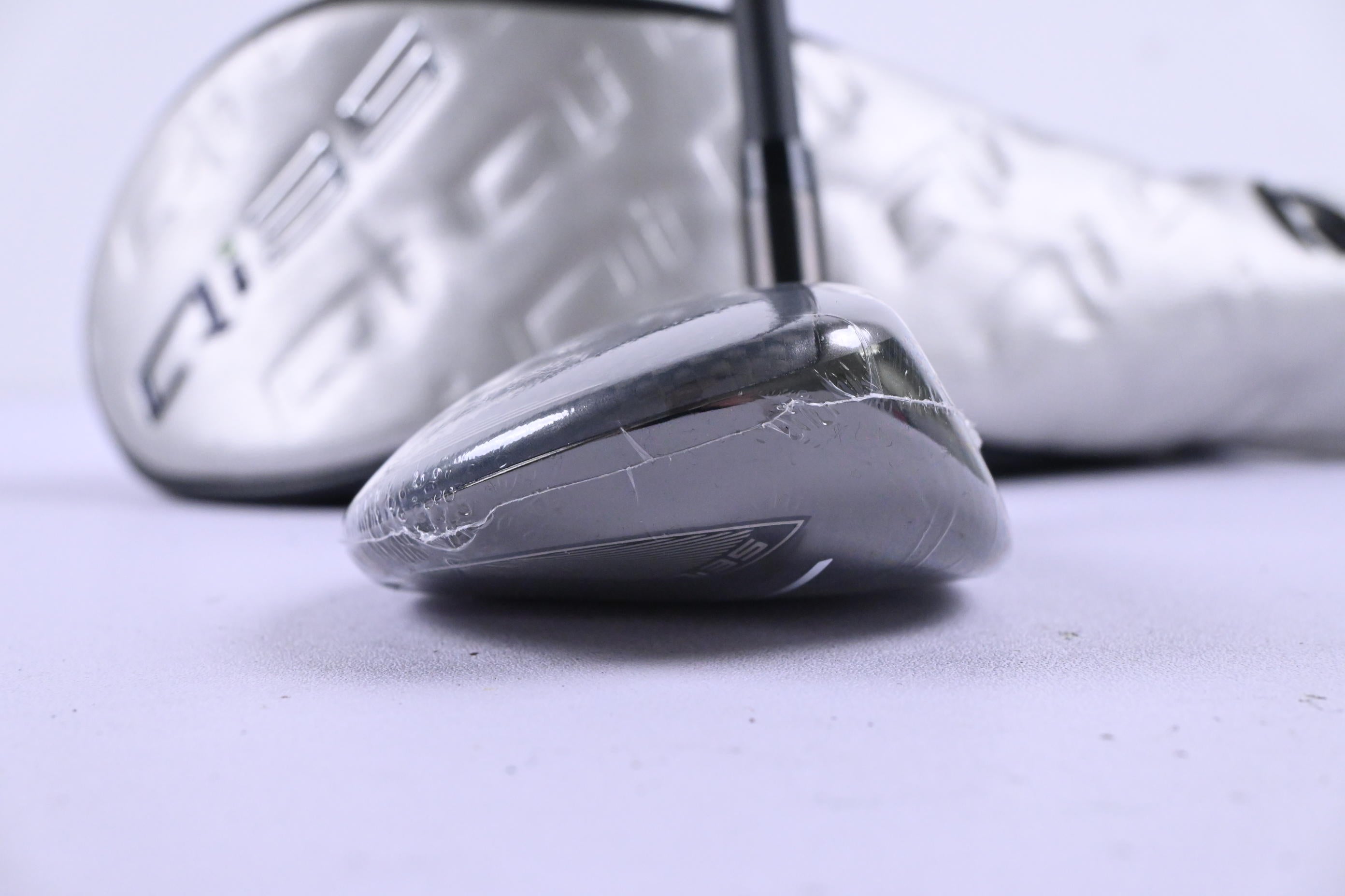 Taylormade Qi35 Max Lite #5 Hybrid / 27 Degree / Regular Flex Vanquish 5 Shaft