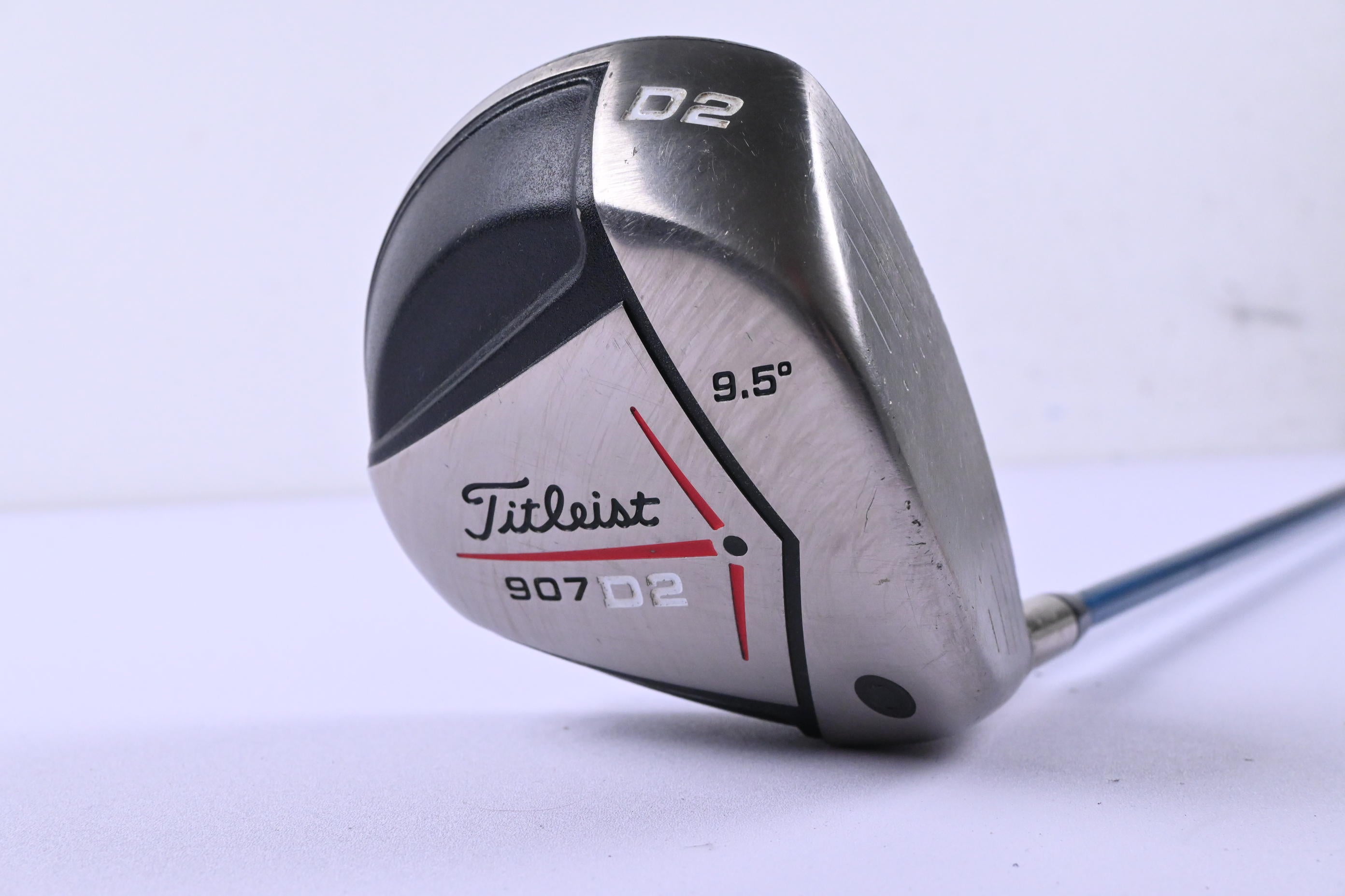 Titleist 907 D2 Driver / 9.5 Degree / Stiff Flex Aldila VS Proto 65 Shaft