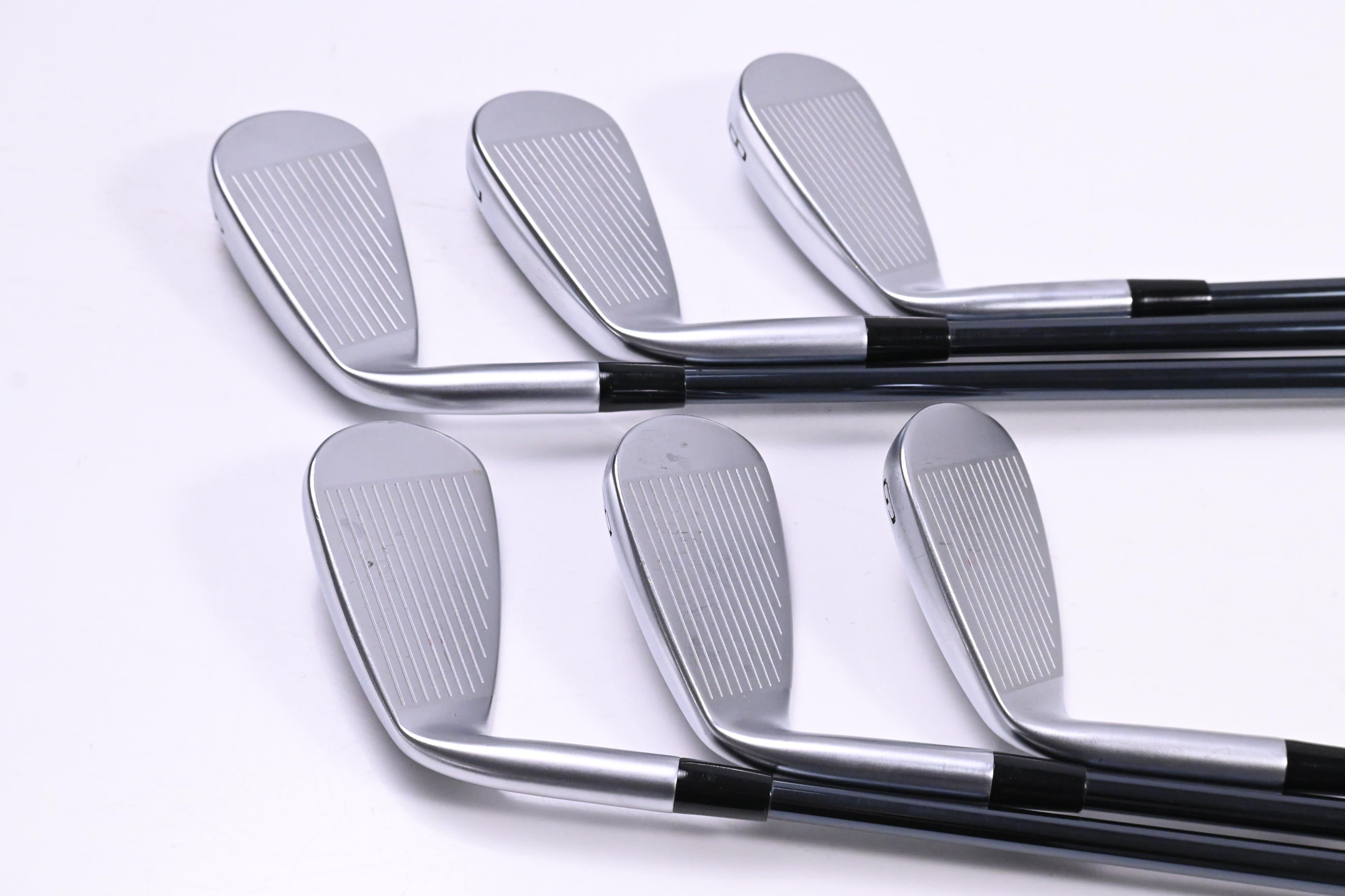 Mizuno JPX 925 Hot Metal HL Irons / 6-PW+GW / Stiff Flex UST Recoil Dart 90