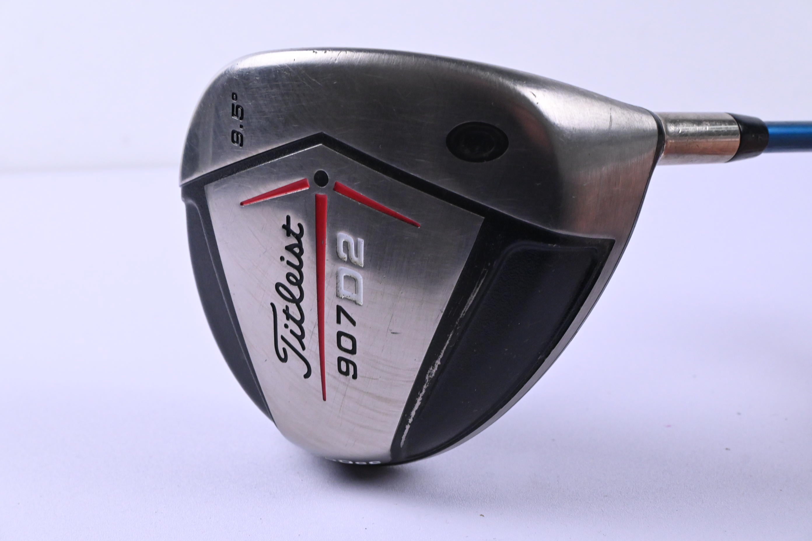 Titleist 907 D2 Driver / 9.5 Degree / Stiff Flex Aldila VS Proto 65 Shaft