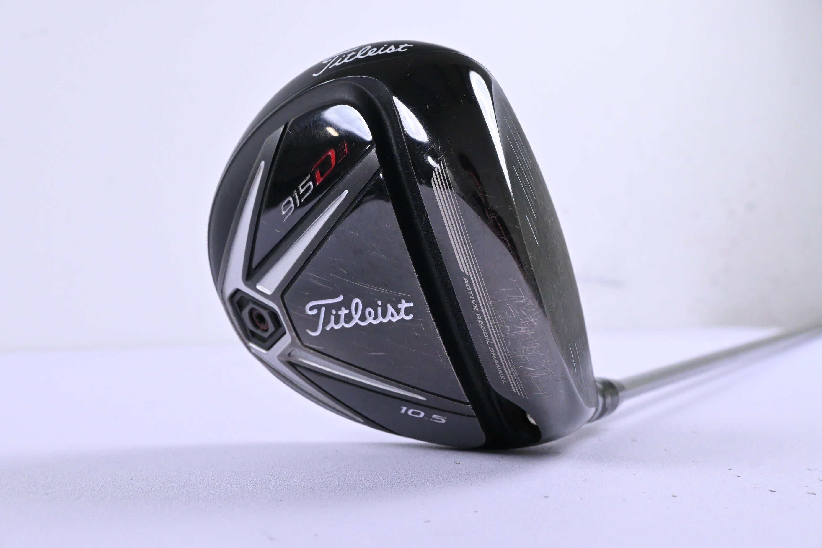 Titleist 915 D3 Driver / 10.5 Degree / Stiff Flex Diamana S+ Blue 60 Shaft
