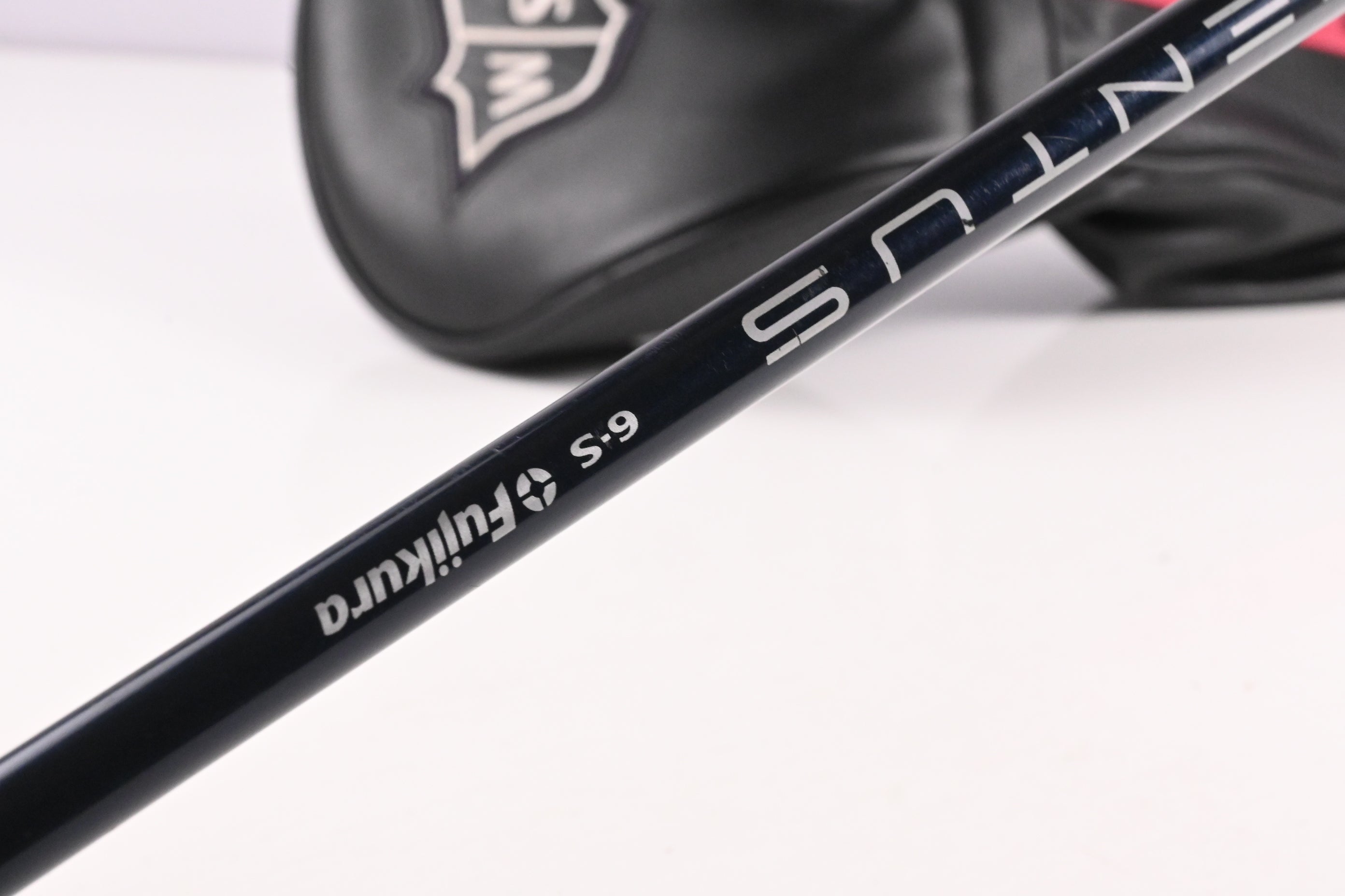 Wilson Dynapower Carbon 2023 Driver / 10.5 Degree / Stiff Flex Ventus Blue 6