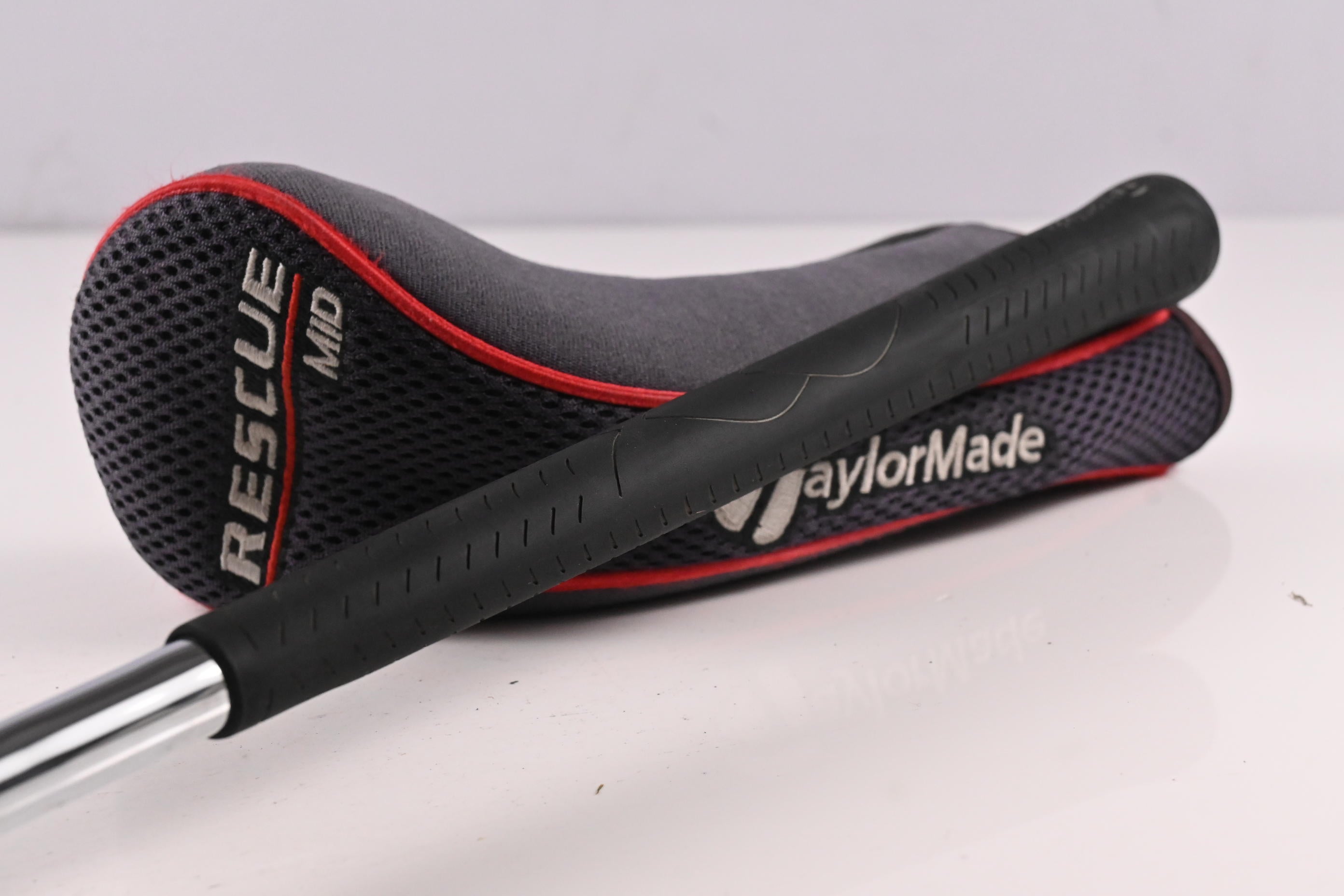 Taylormade Rescue Mid #2 Hybrid / 16 Degree / Stiff Flex Steel Shaft