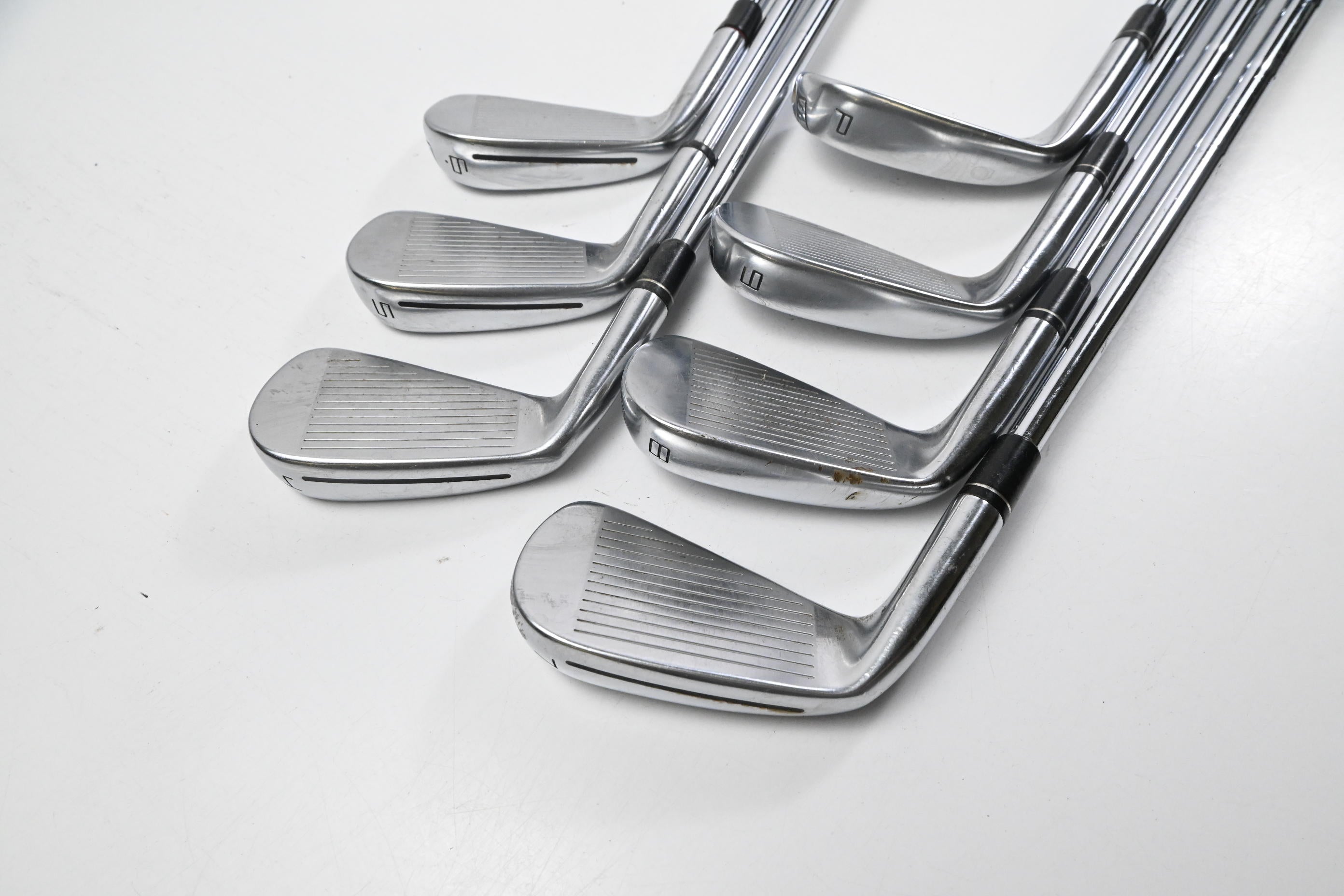 Taylormade P790 2017 Irons / 4-PW / Regular Flex Dynamic Gold R300 Shafts