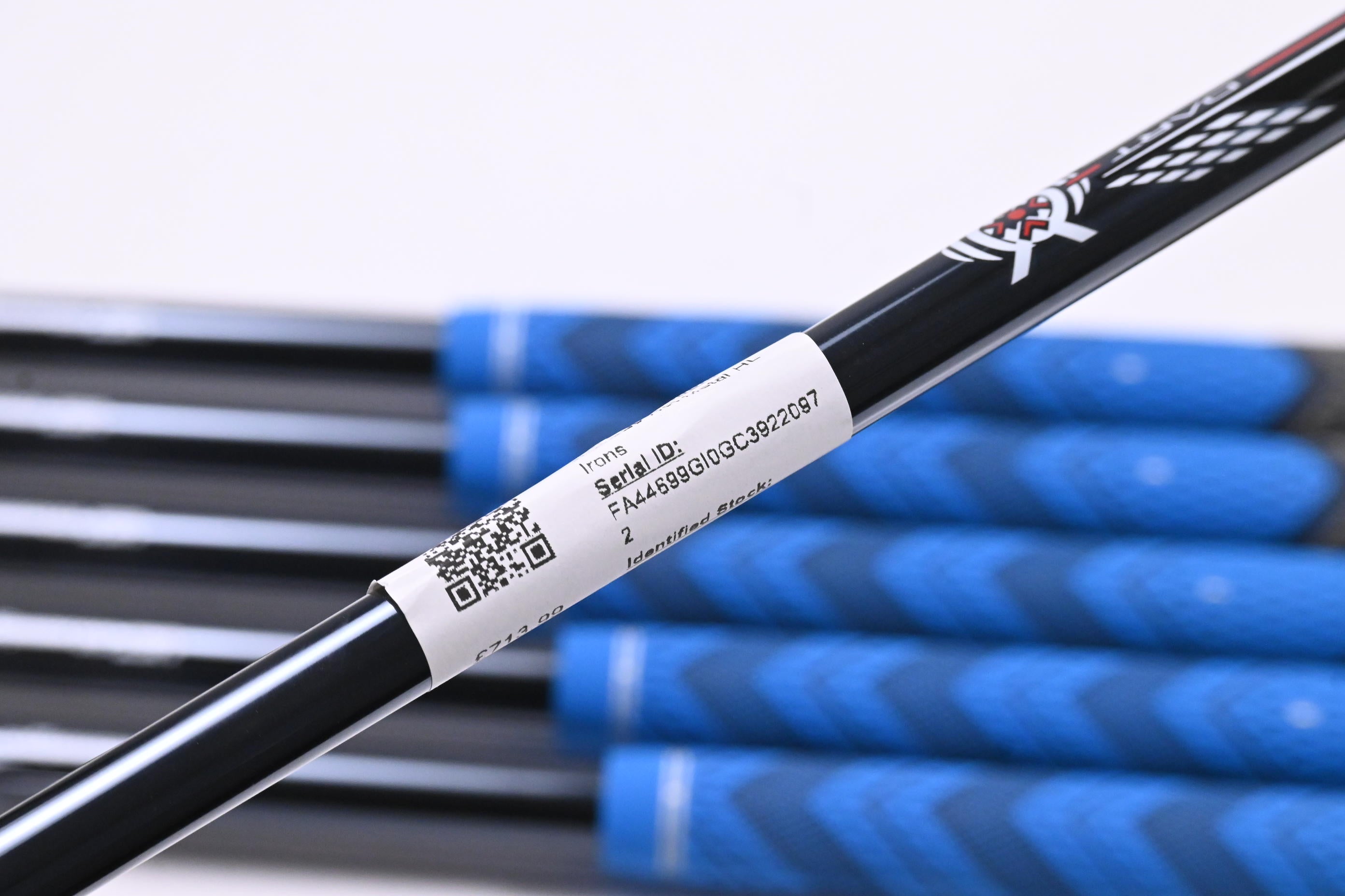 Mizuno JPX 925 Hot Metal HL Irons / 6-PW+GW / Stiff Flex UST Recoil Dart 90