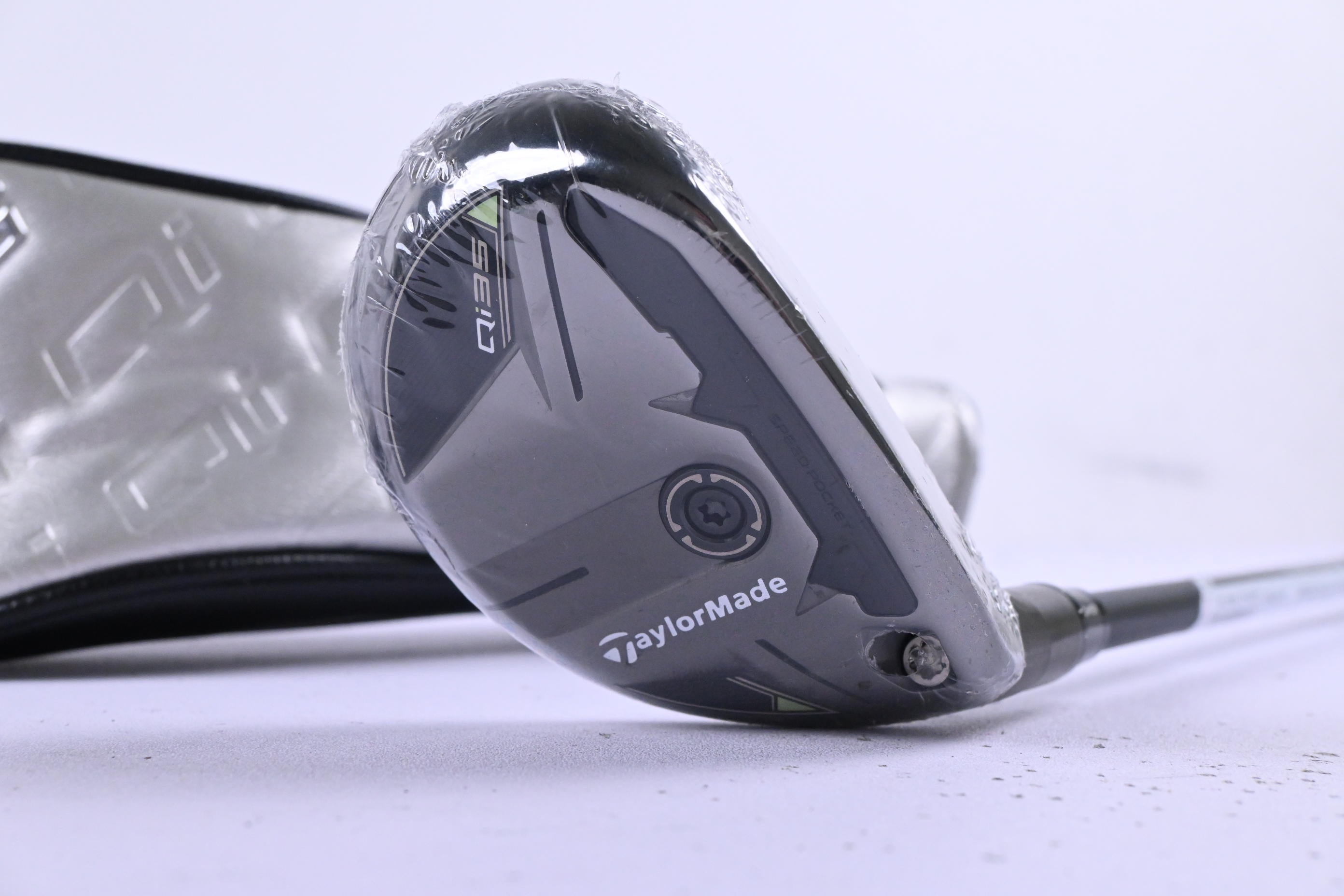 Taylormade Qi35 #3 Hybrid / 19 Degree / Regular Flex Fujikura Ventus Blue 6