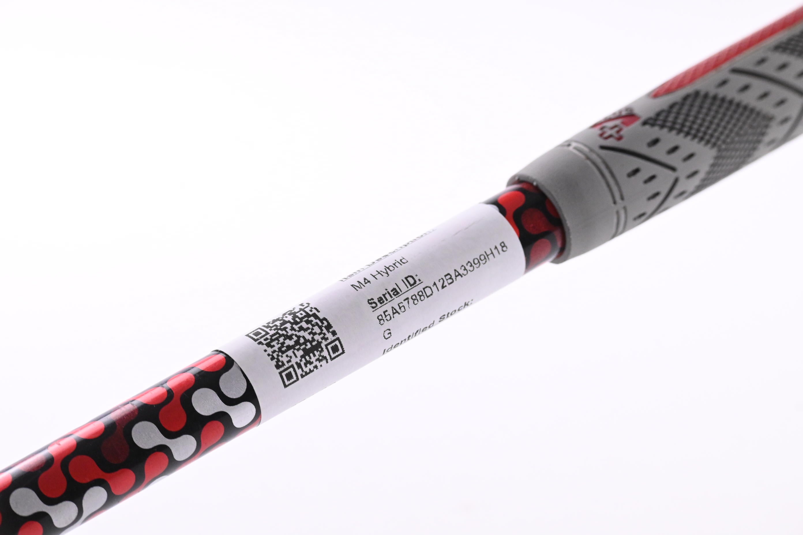 Left Hand Taylormade M4 #3 Hybrid / 19 Degree / Regular Flex Fujikura Atmos Red