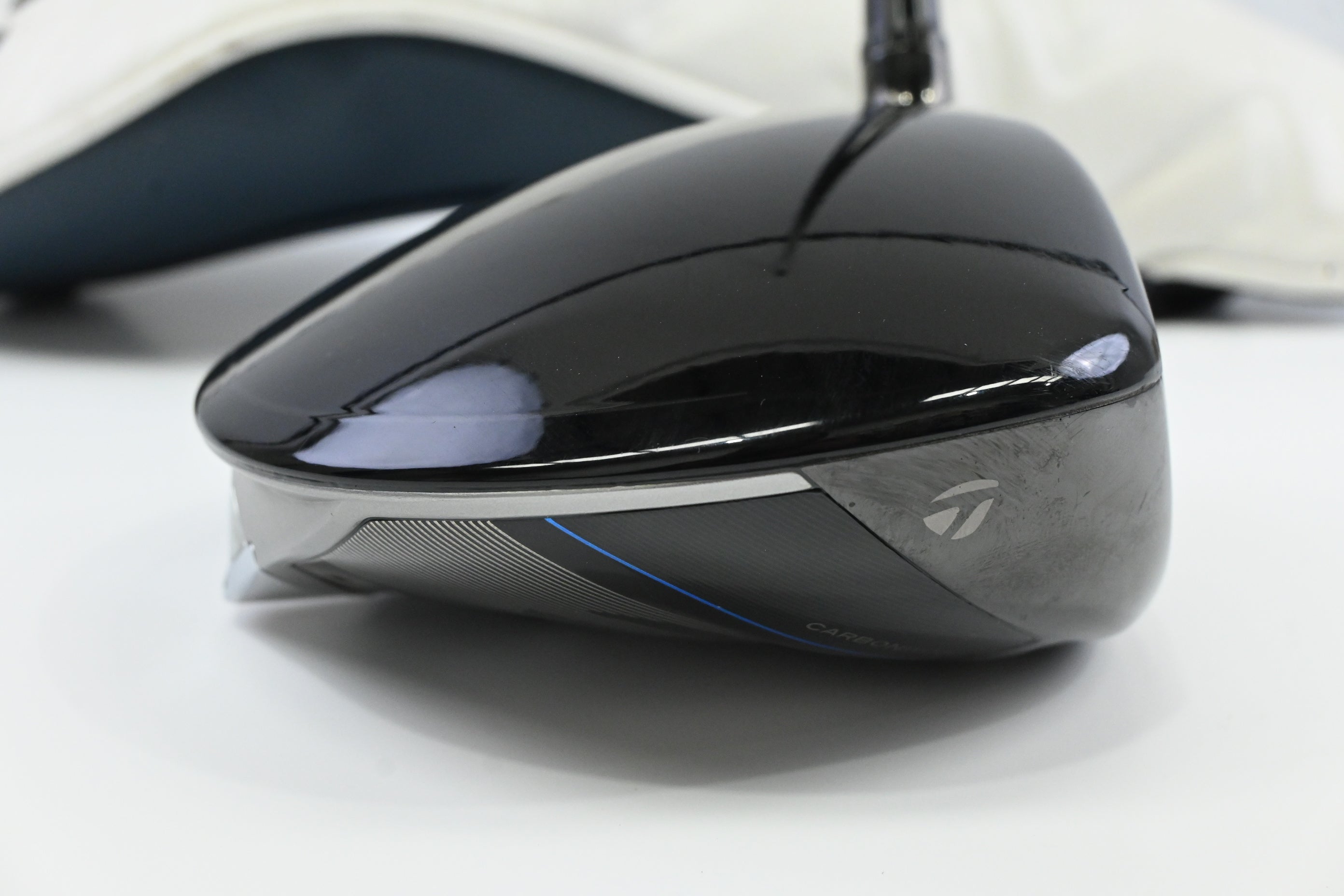Taylormade Qi10 LS Driver / 9.0 Degree / X-Flex Kai'li White 70 Shaft